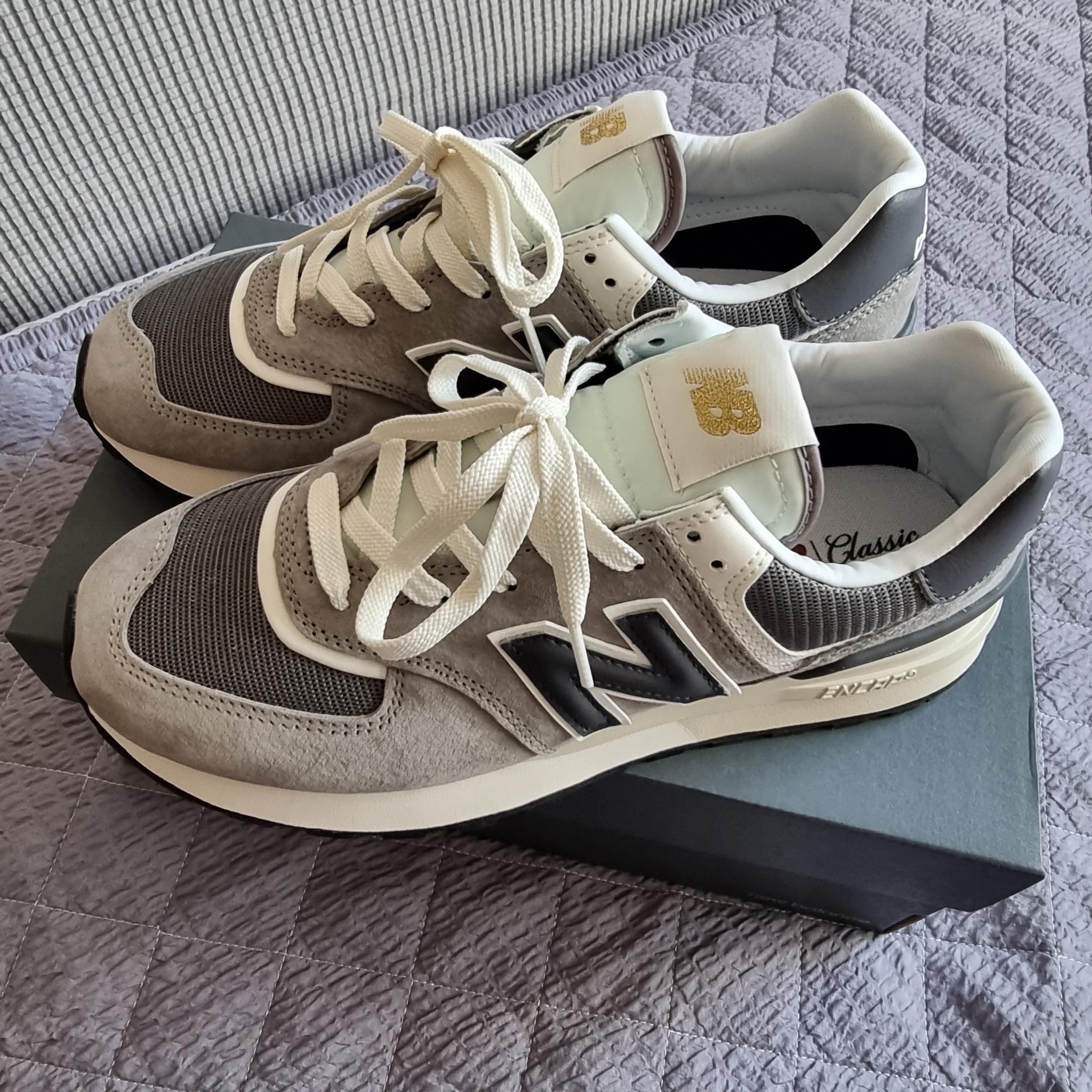 New Balance 574 Legacy Grey 착용 스타일 - 3