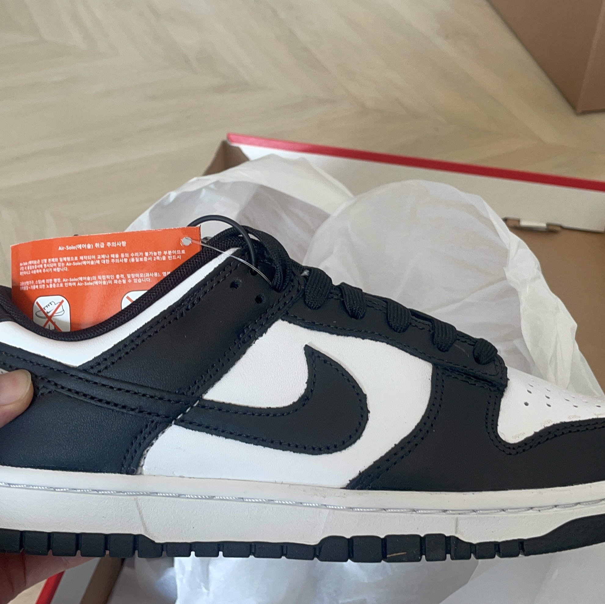 Nike Dunk Low Retro Black 착용 스타일