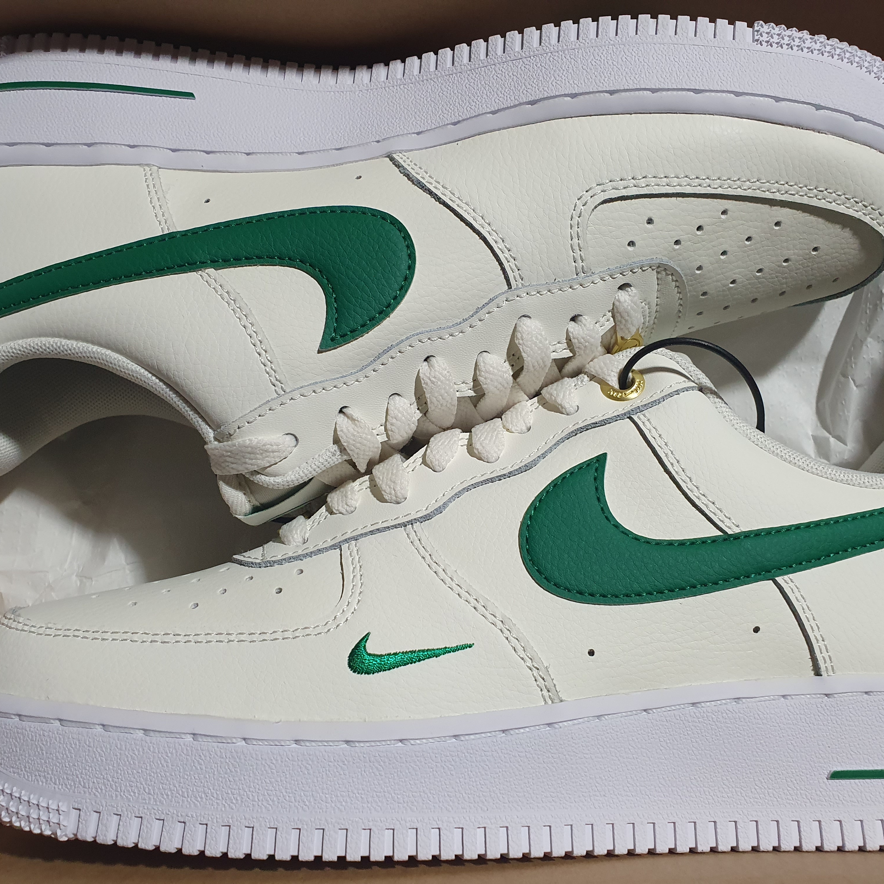 Nike Air Force 1 '07 LV8 40th Anniversary Join Forces Sail Malachite 착용 스타일