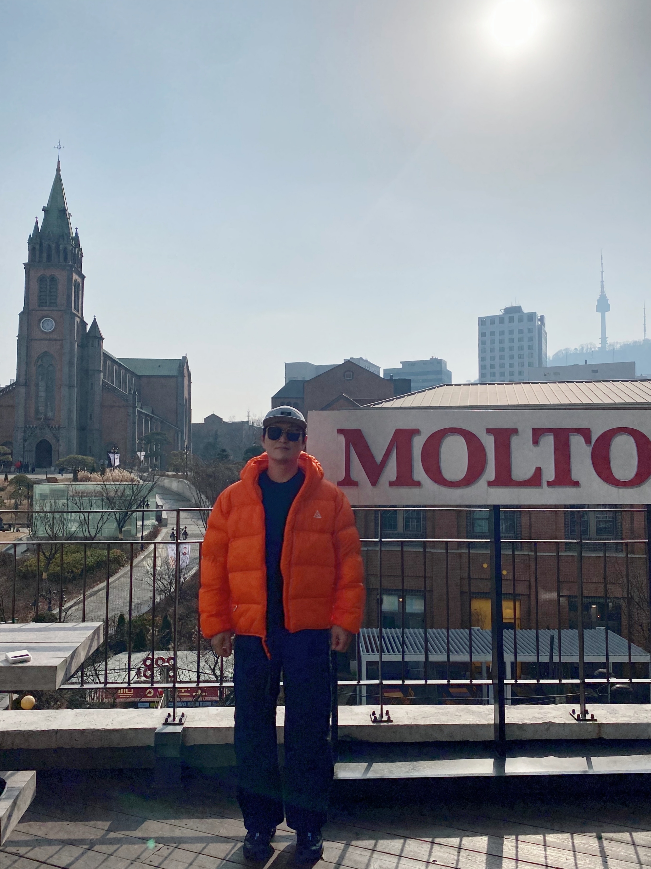 Nike ACG Therma-Fit ADV Lunar Lake Puffer Jacket Safety Orange - Asia, Nike ACG Dri-Fit ADV Goat Rocks Long Sleeve T-Shirt Black - Asia 착용 스타일 - 1