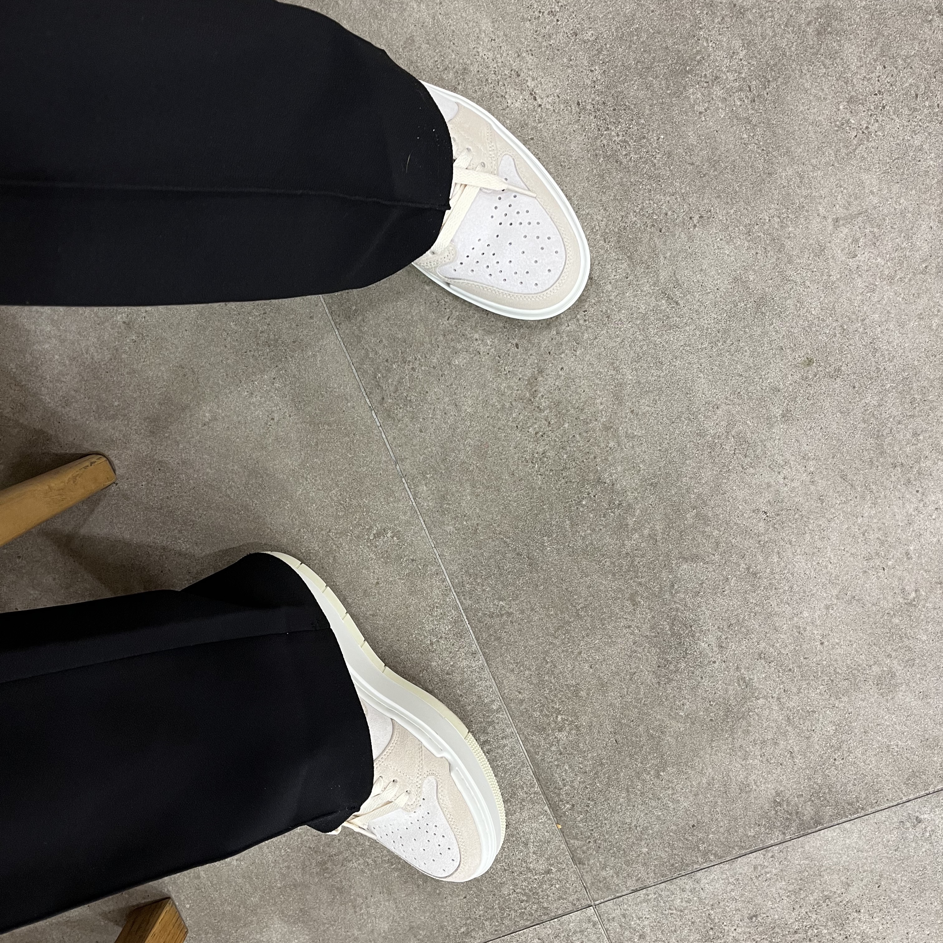 (W) Jordan 1 Elevate Low Coconut Milk 착용 스타일 - 2