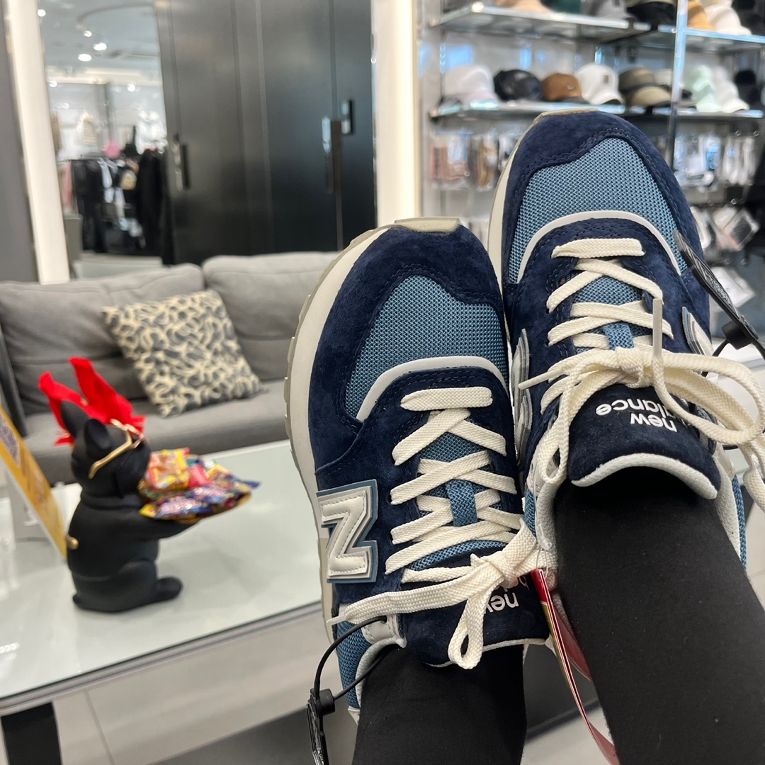 New Balance 574 Legacy Navy Sea Salt 착용 스타일