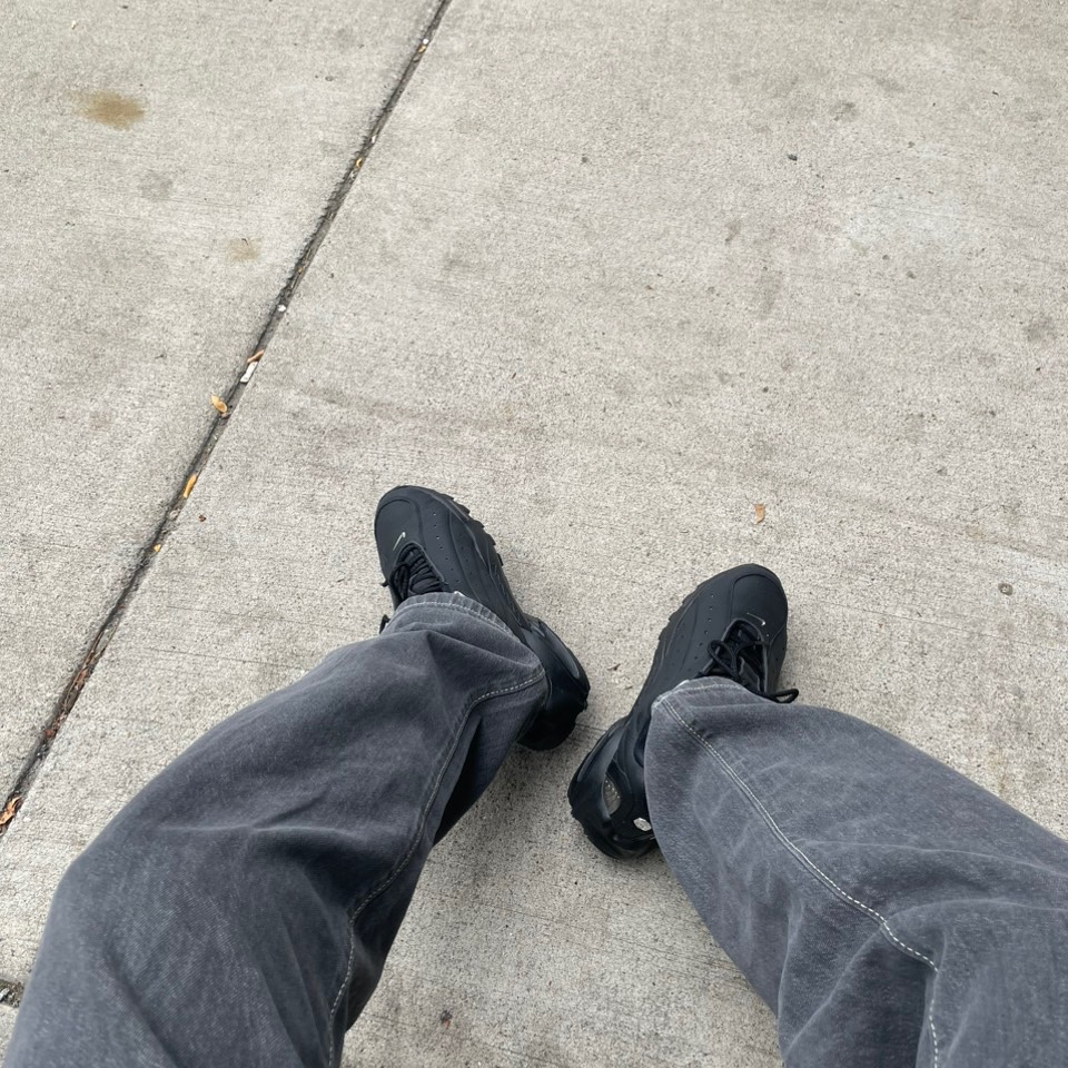 Nike x Drake Nocta Hot Step Air Terra Triple Black 착용 스타일