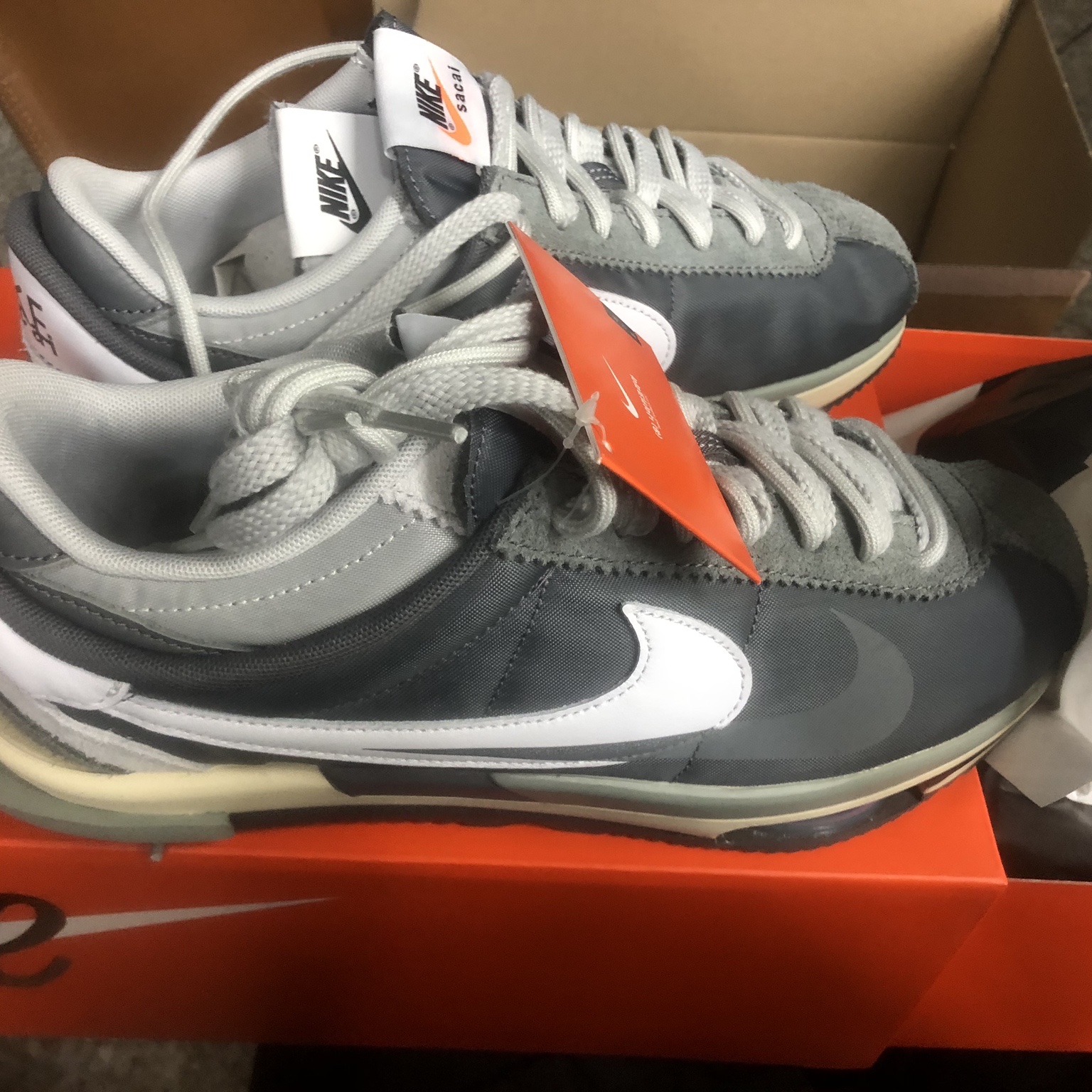 Nike x Sacai Zoom Cortez SP Iron Grey 착용 스타일 - 2