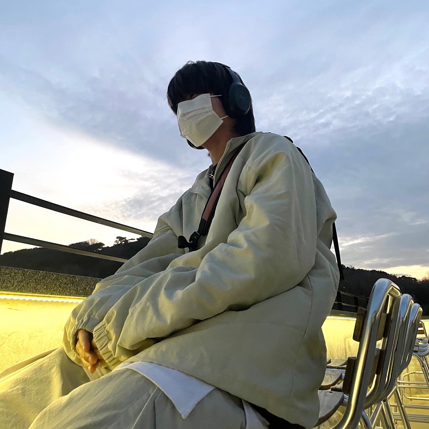 Sansan Gear Docking Jacket Ivory - 22FW 착용 스타일 - 2