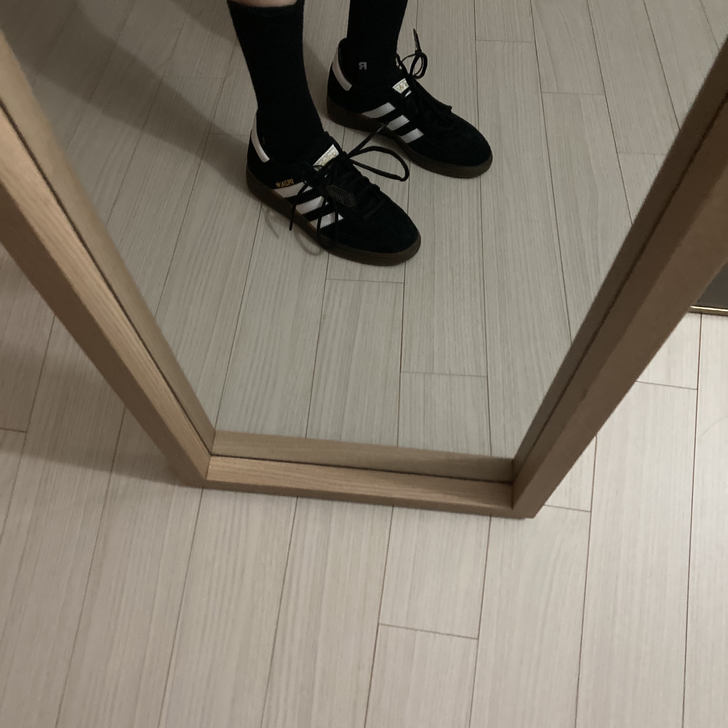 Adidas Spezial Handball Core Black 착용 스타일