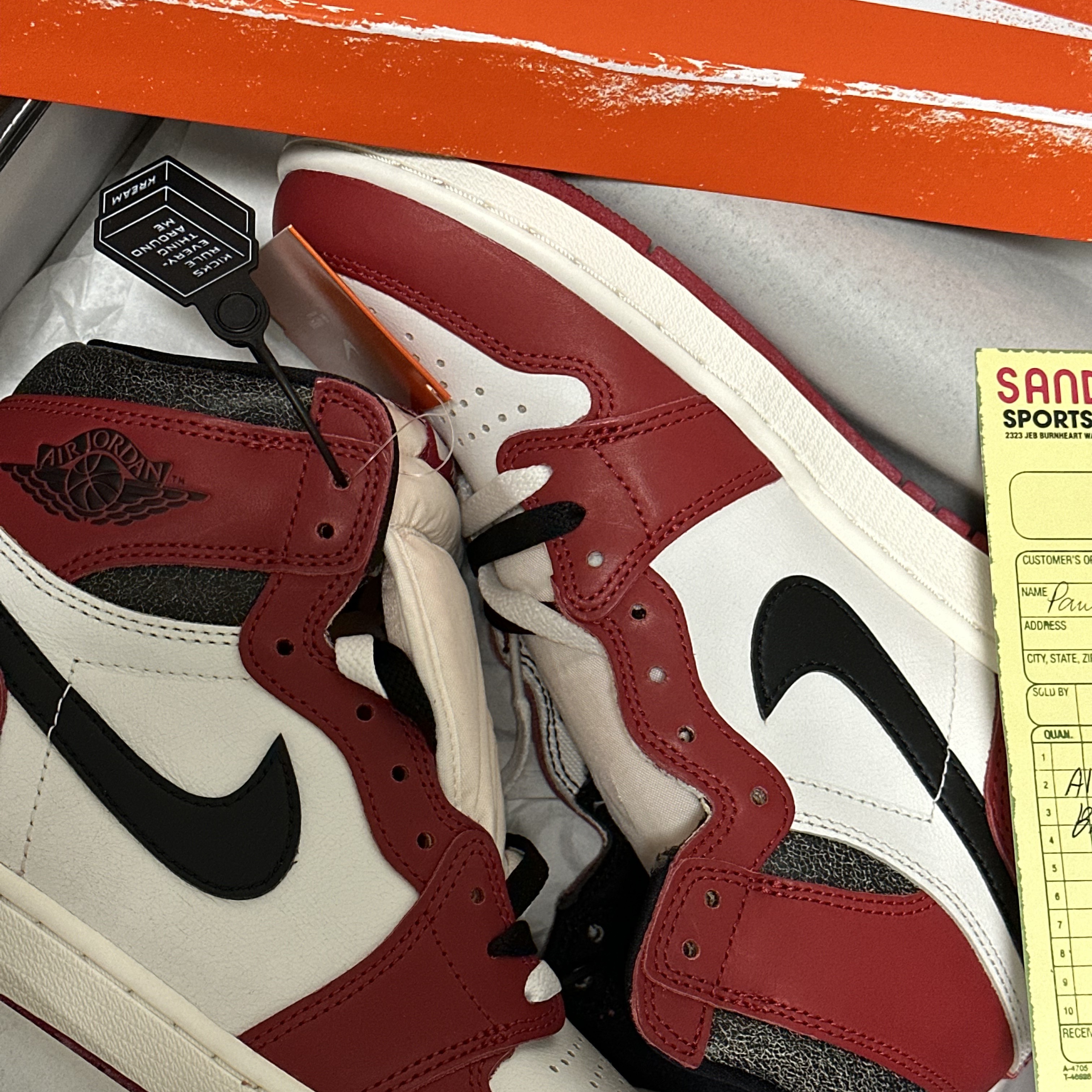 Jordan 1 Retro High OG Chicago 2022 착용 스타일 - 2