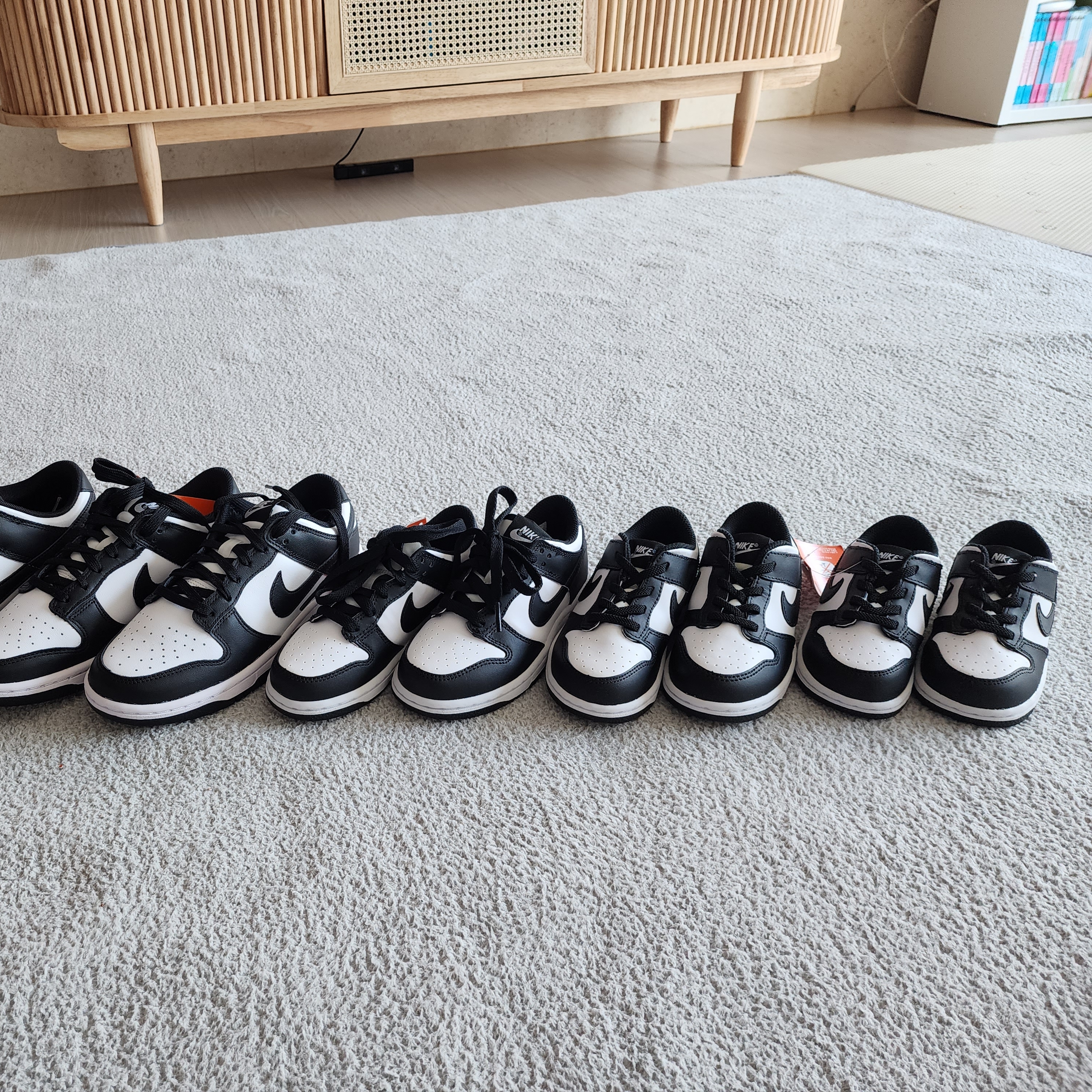 (TD) Nike Dunk Low Black 착용 스타일