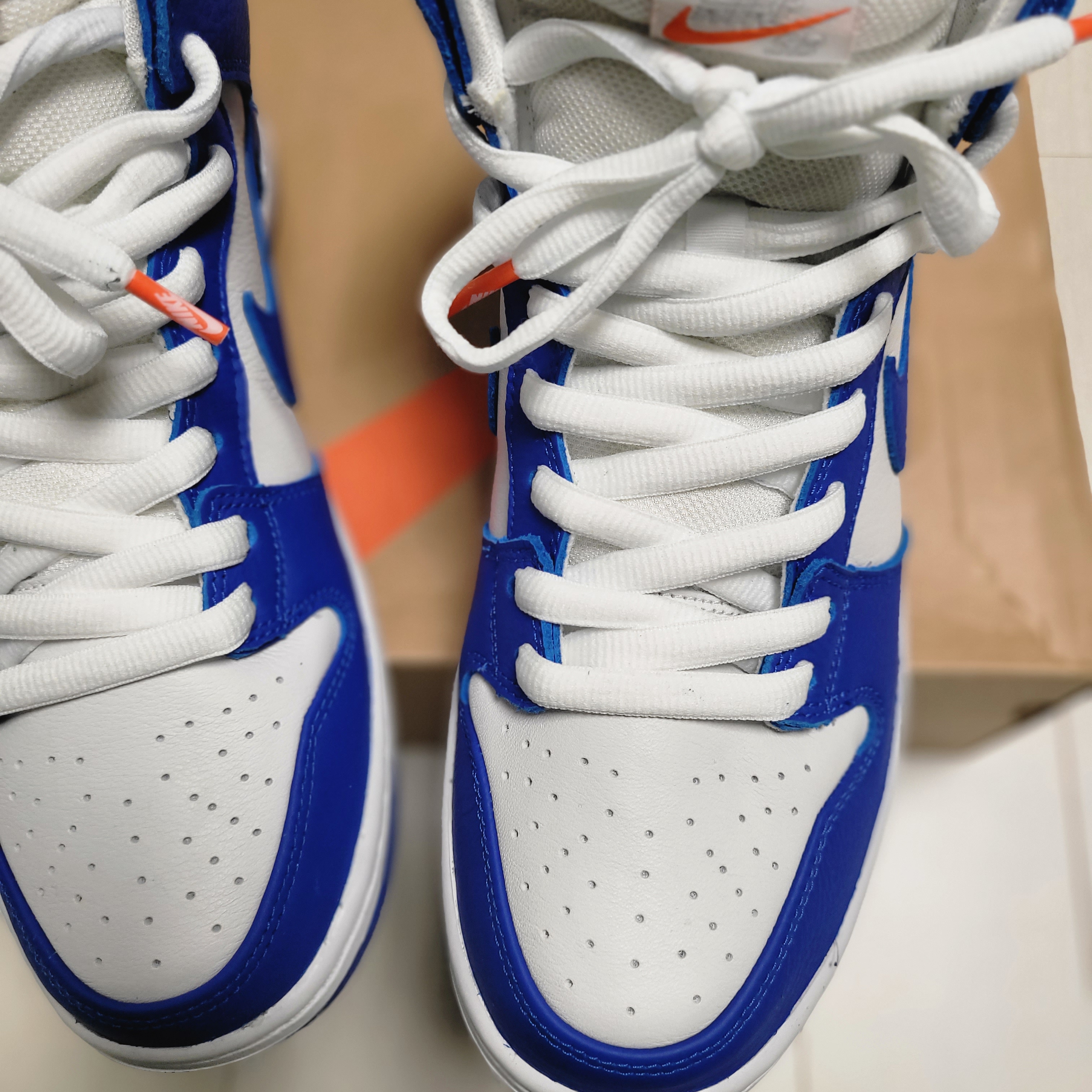 Nike SB Dunk High Pro ISO Kentucky 착용 스타일 - 3