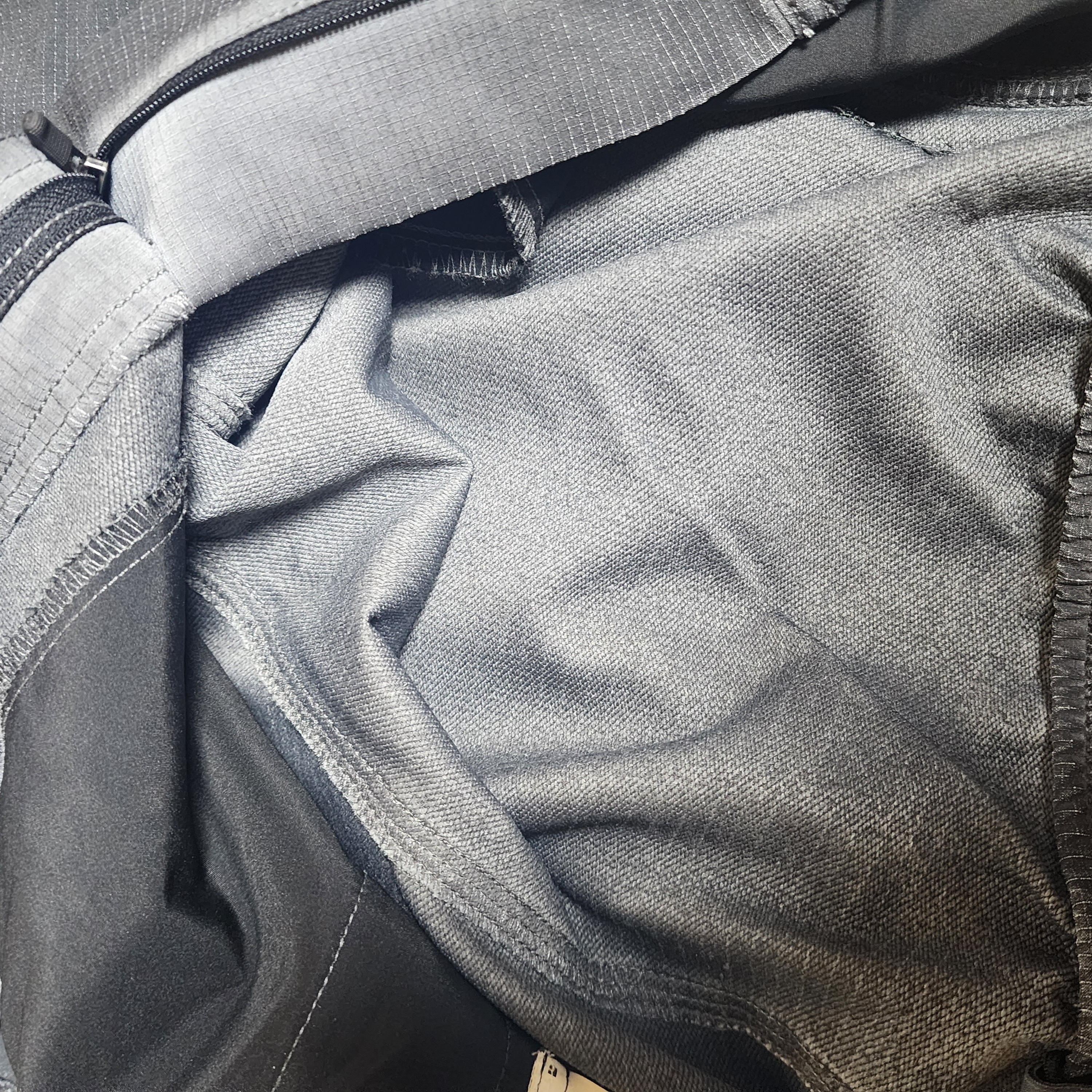 Nike ACG Dri-Fit ADV Flyease Pants Black - Asia, Nike ACG Trail Pants Dark Smoke Grey - Asia 착용 스타일 - 4