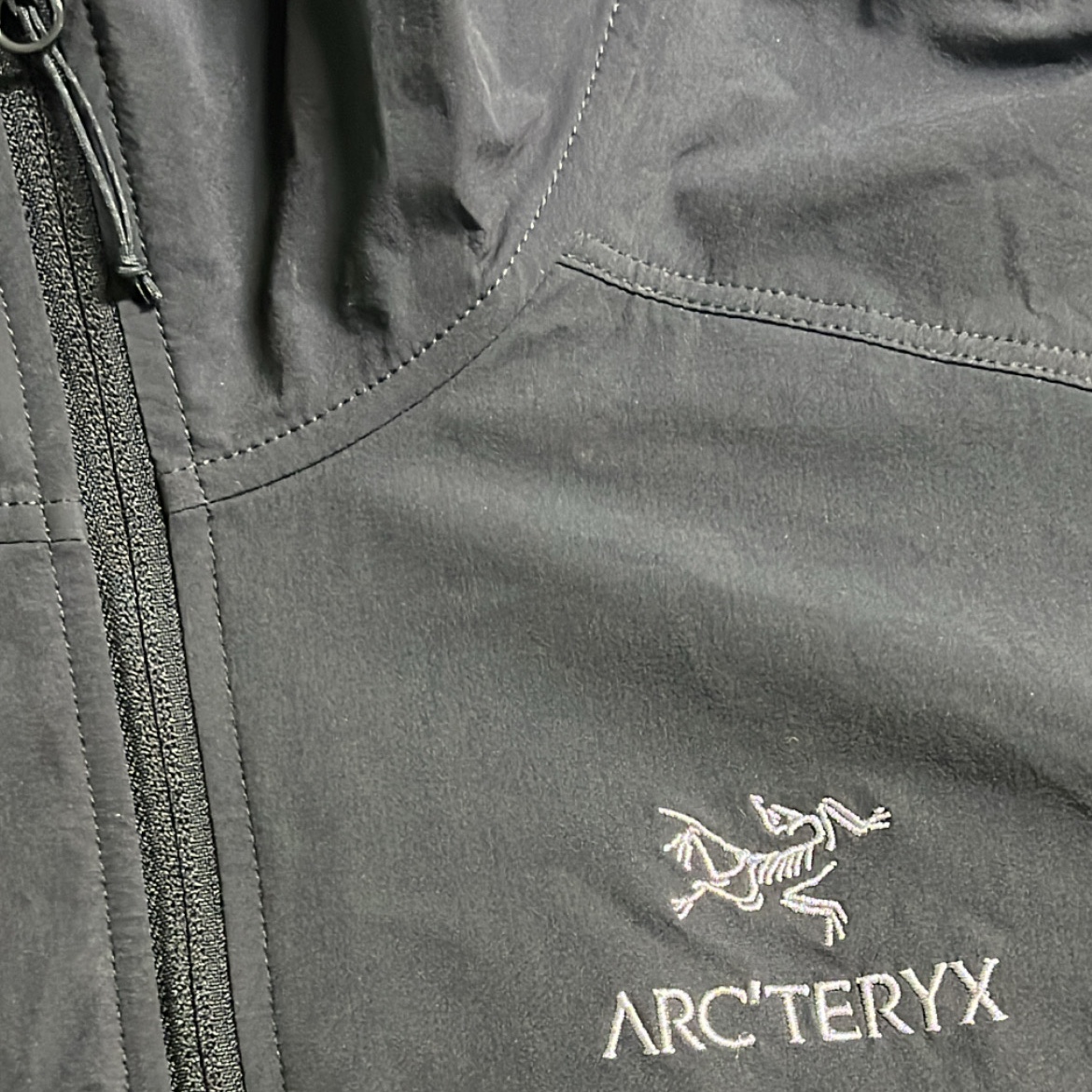 Arc'teryx Gamma SL Hoody Black 착용 스타일