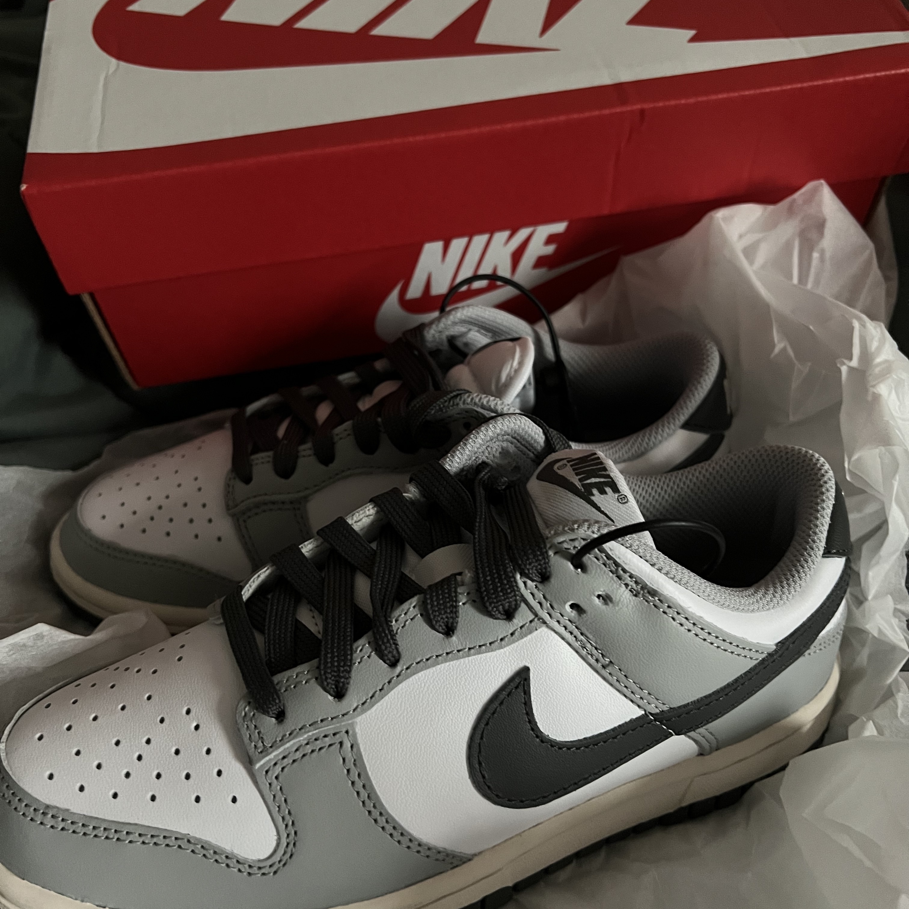 (W) Nike Dunk Low Light Smoke Grey 착용 스타일 - 2