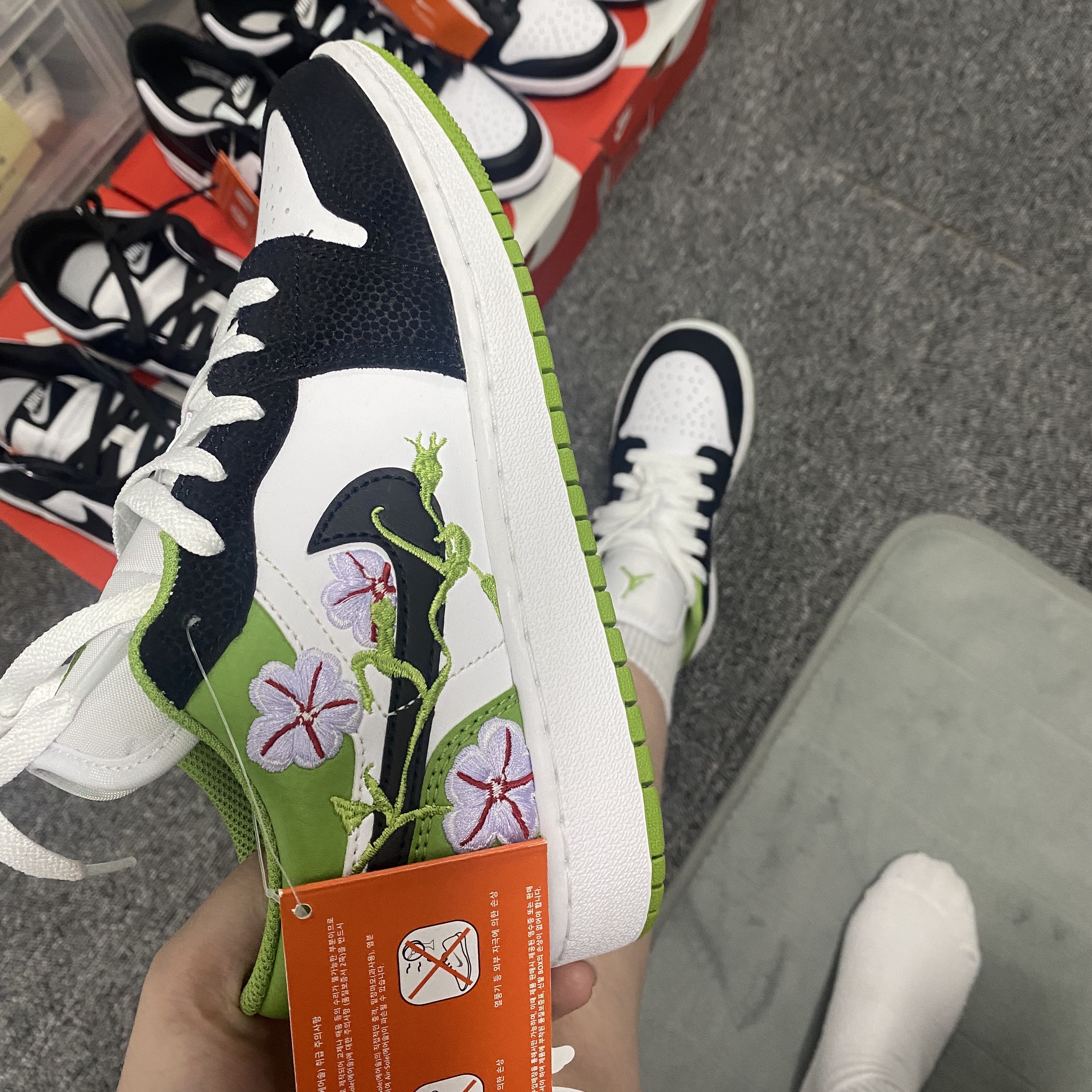 (GS) Jordan 1 Low SE Altitude Green 착용 스타일 - 3