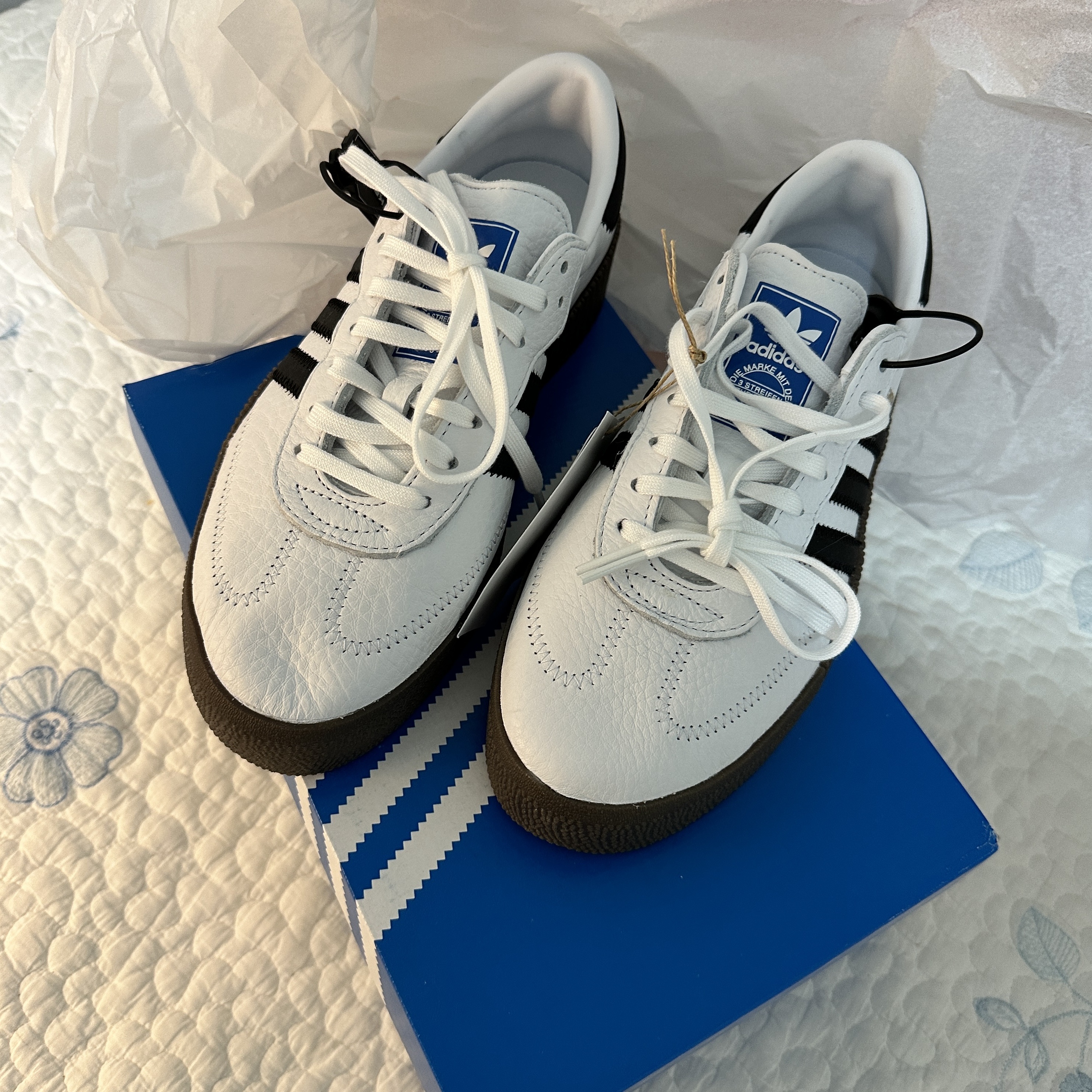 (W) Adidas Sambarose White Black Gum 착용 스타일