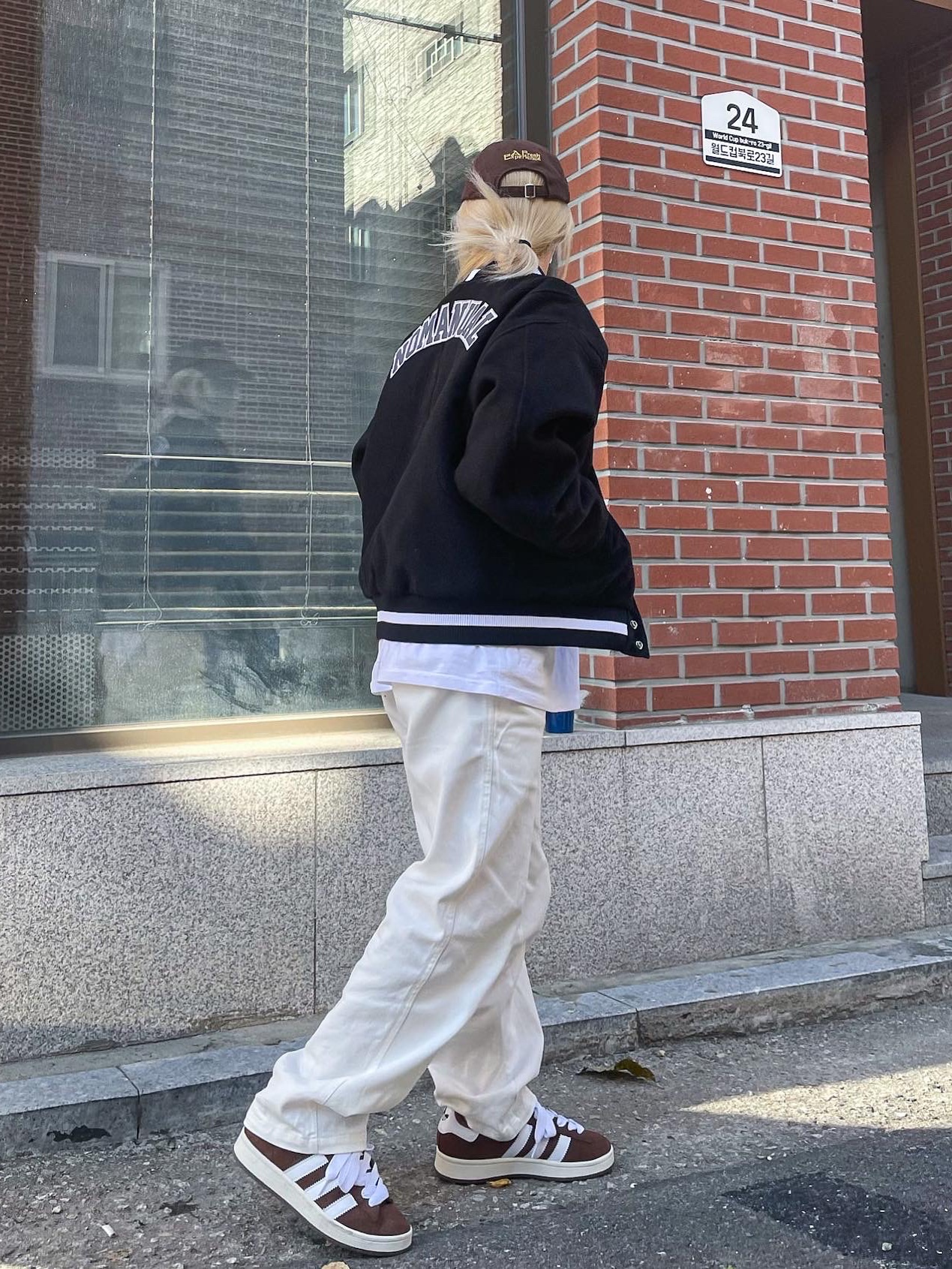 Adidas Campus 00s Bark Cloud White 착용 스타일