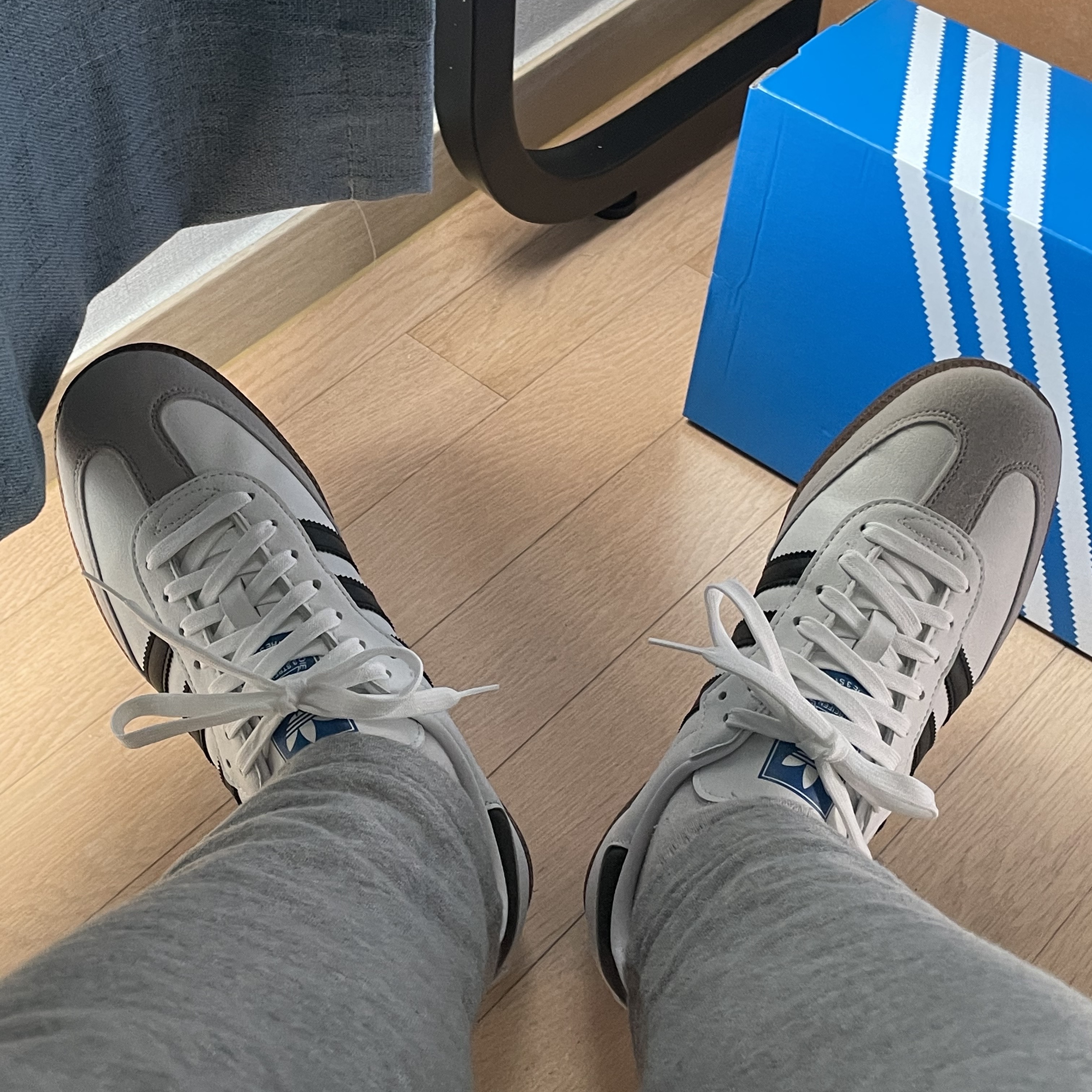 Adidas Samba Vegan White Black 착용 스타일
