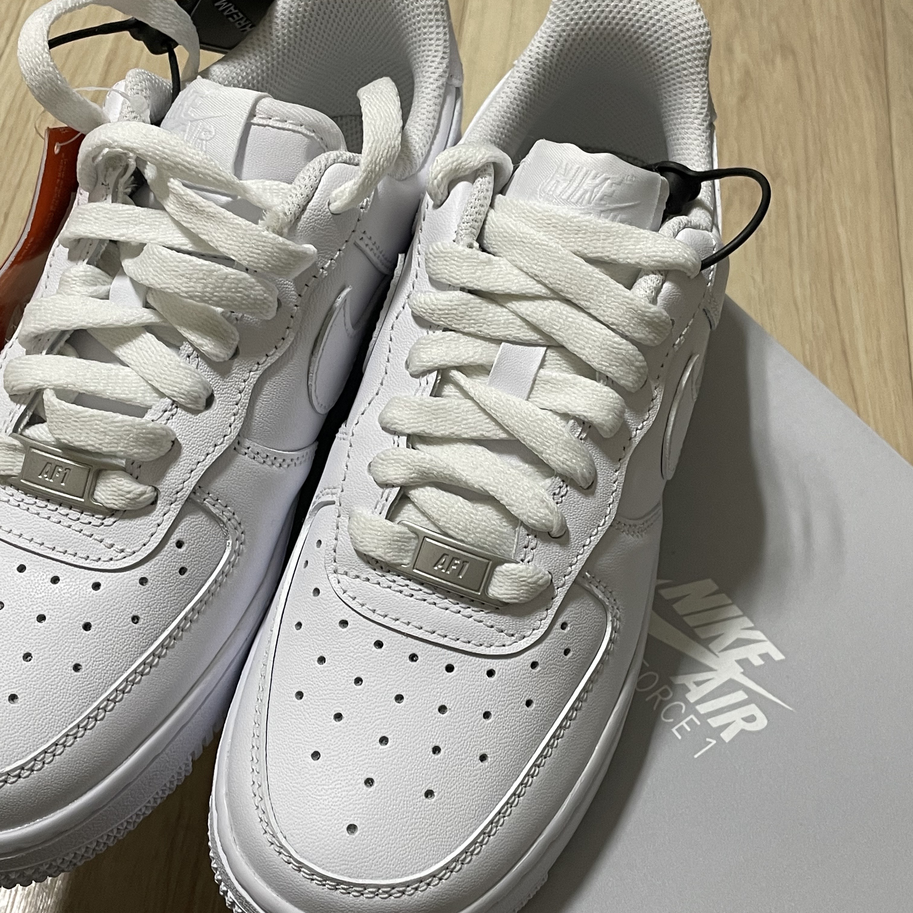 (W) Nike Air Force 1 '07 Low White 착용 스타일