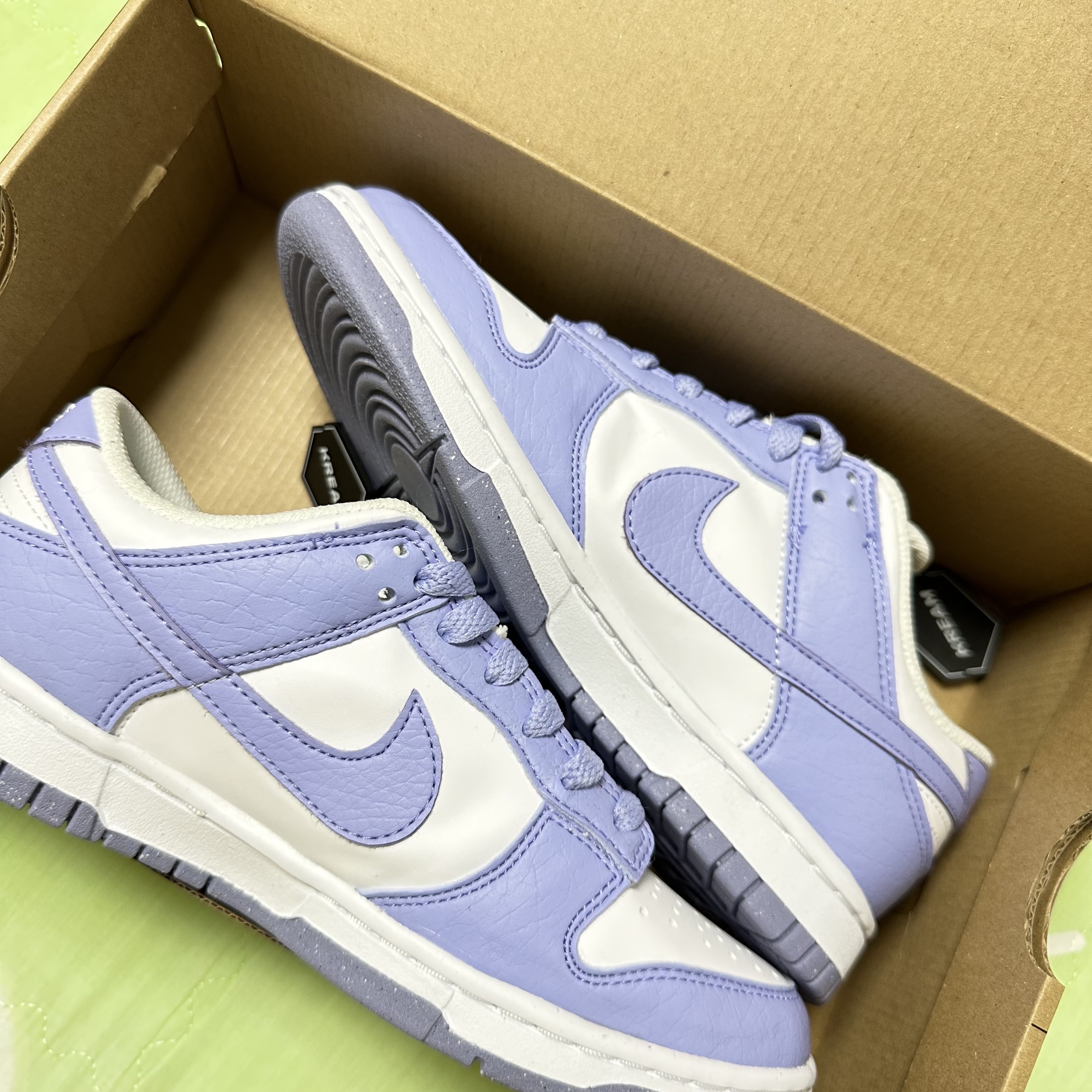 (W) Nike Dunk Low Next Nature Lilac 착용 스타일 - 2