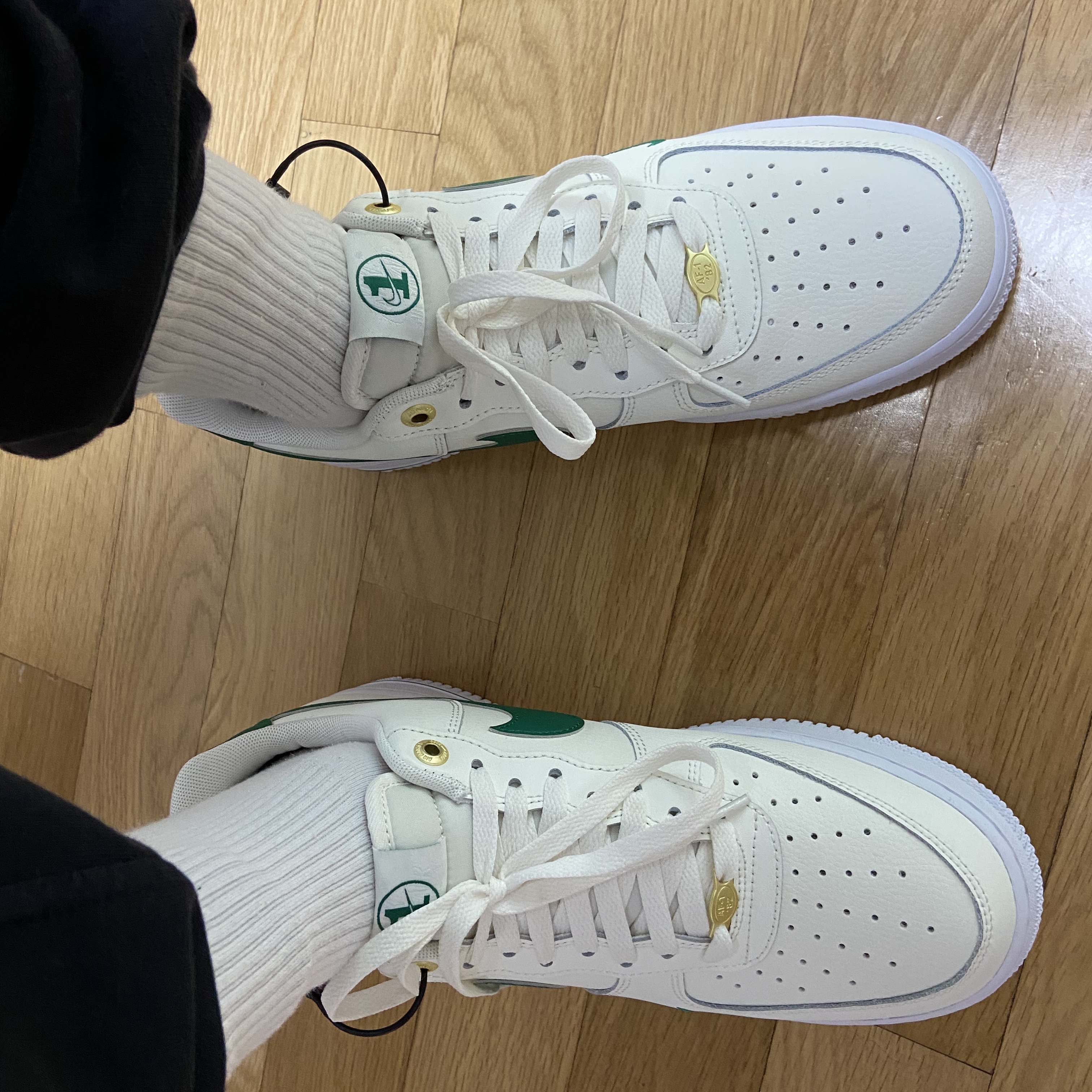 Nike Air Force 1 '07 LV8 40th Anniversary Join Forces Sail Malachite 착용 스타일 - 5