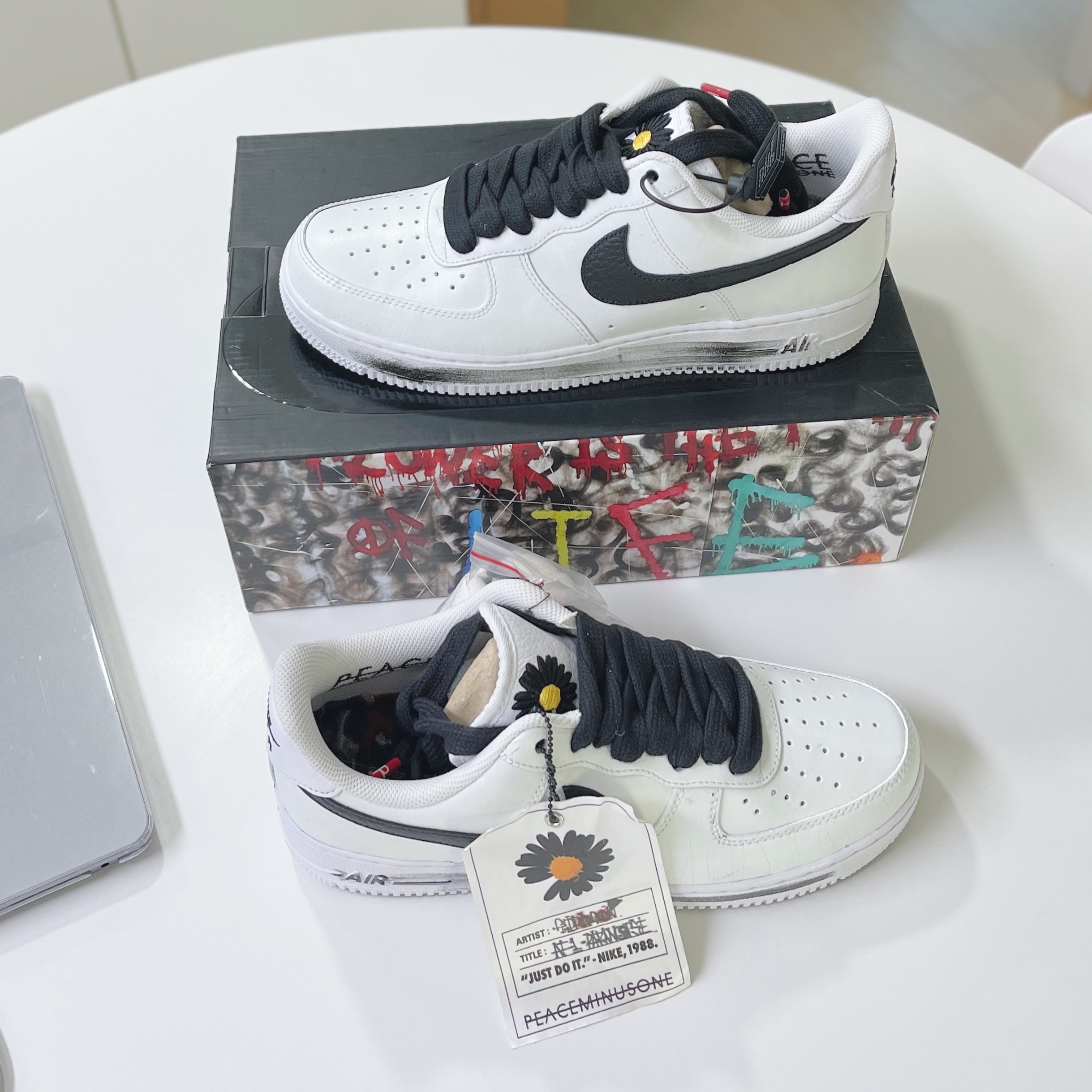 Nike x Peaceminusone Air Force 1 Low Para-Noise 2.0 착용 스타일