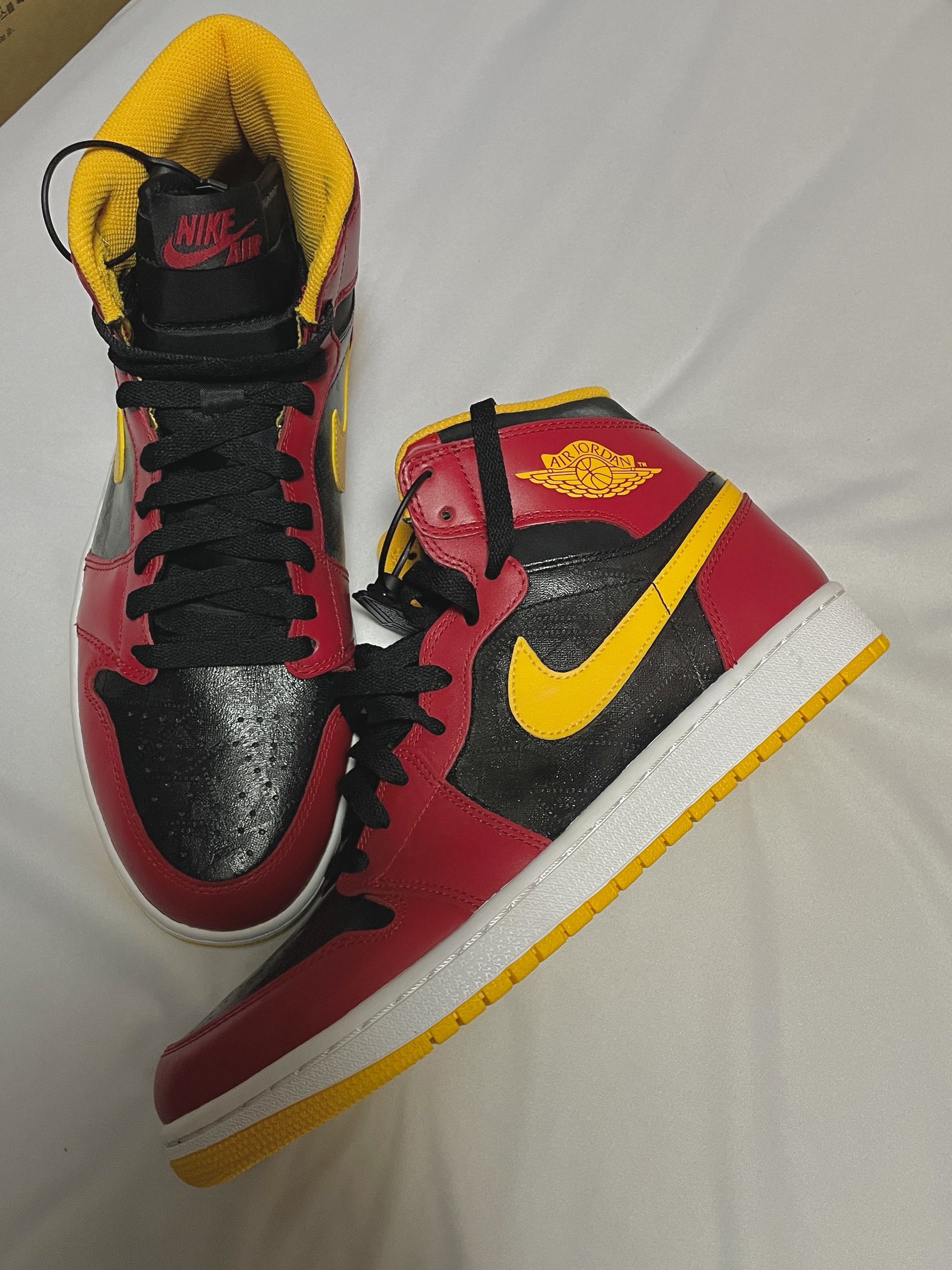 Jordan 1 Retro Human Highlight 착용 스타일