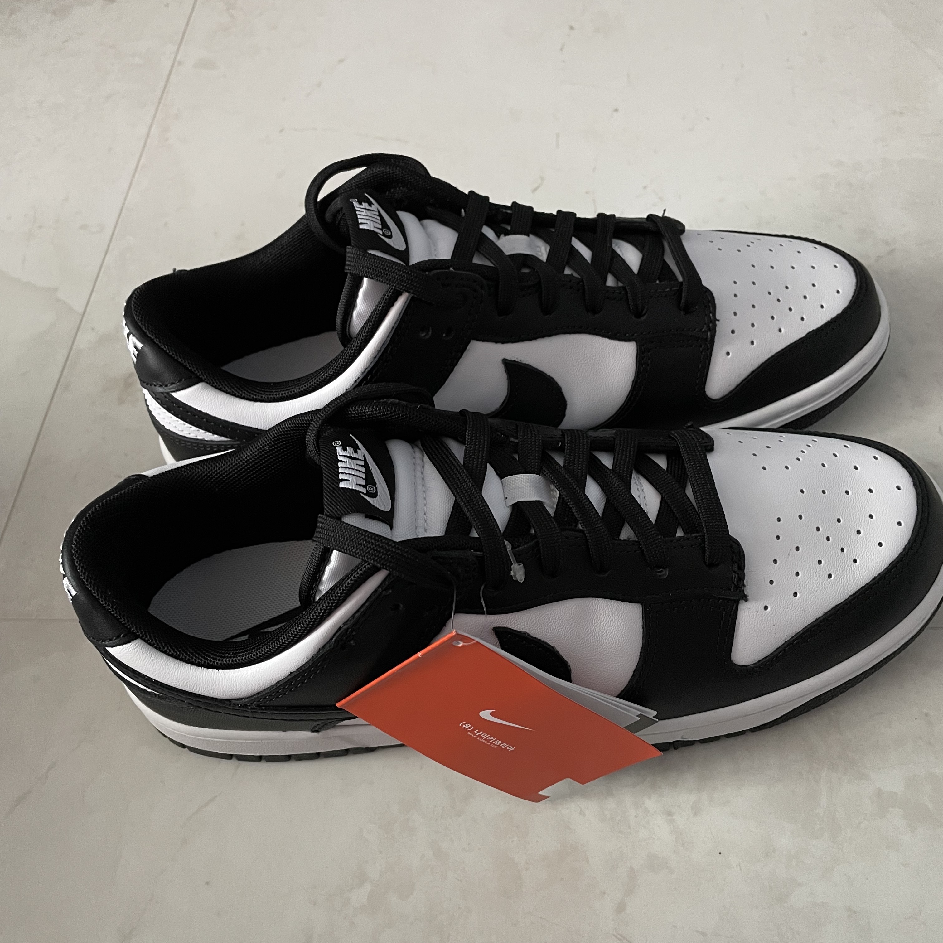 Nike Dunk Low Retro Black 착용 스타일 - 3