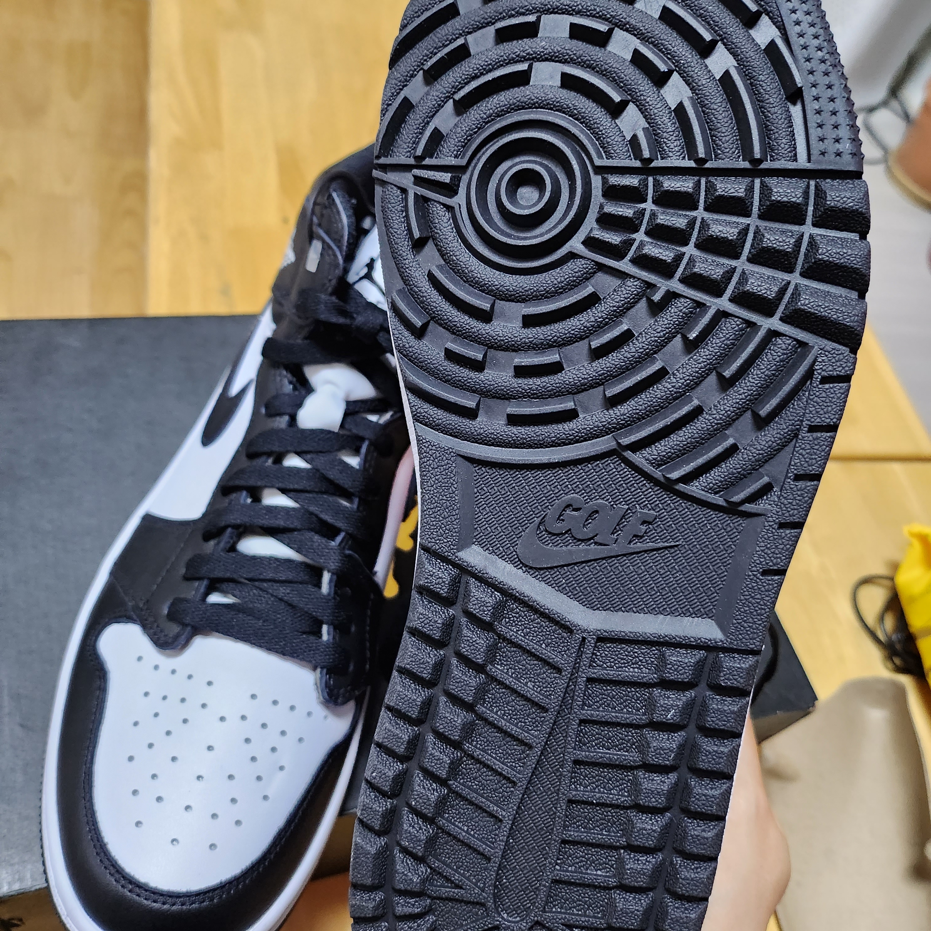 Jordan 1 High Golf White Black 착용 스타일 - 2