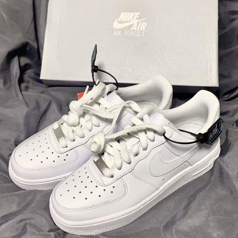 (W) Nike Air Force 1 '07 Low White 착용 스타일
