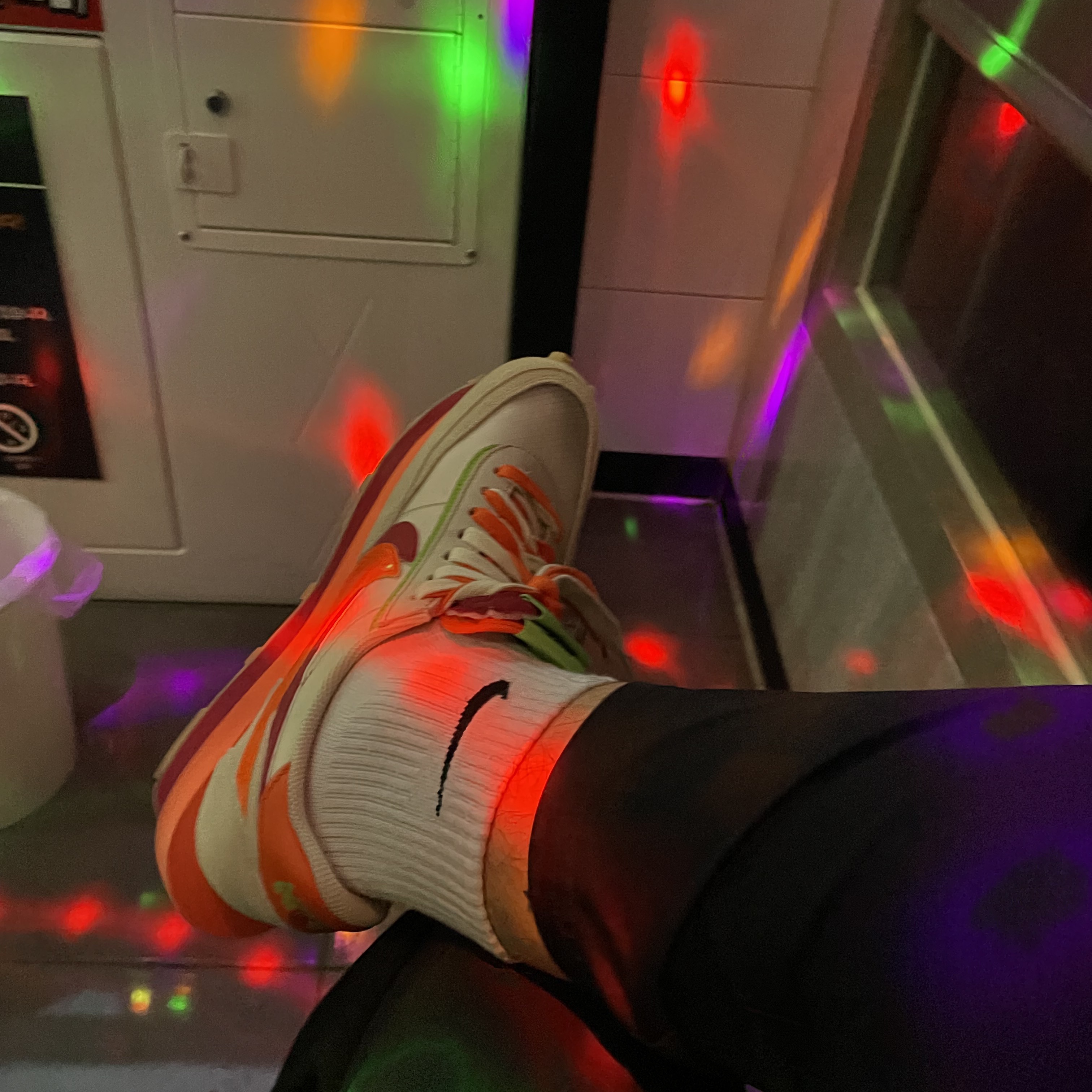 Nike x Sacai x Clot LDWaffle Orange Blaze 착용 스타일