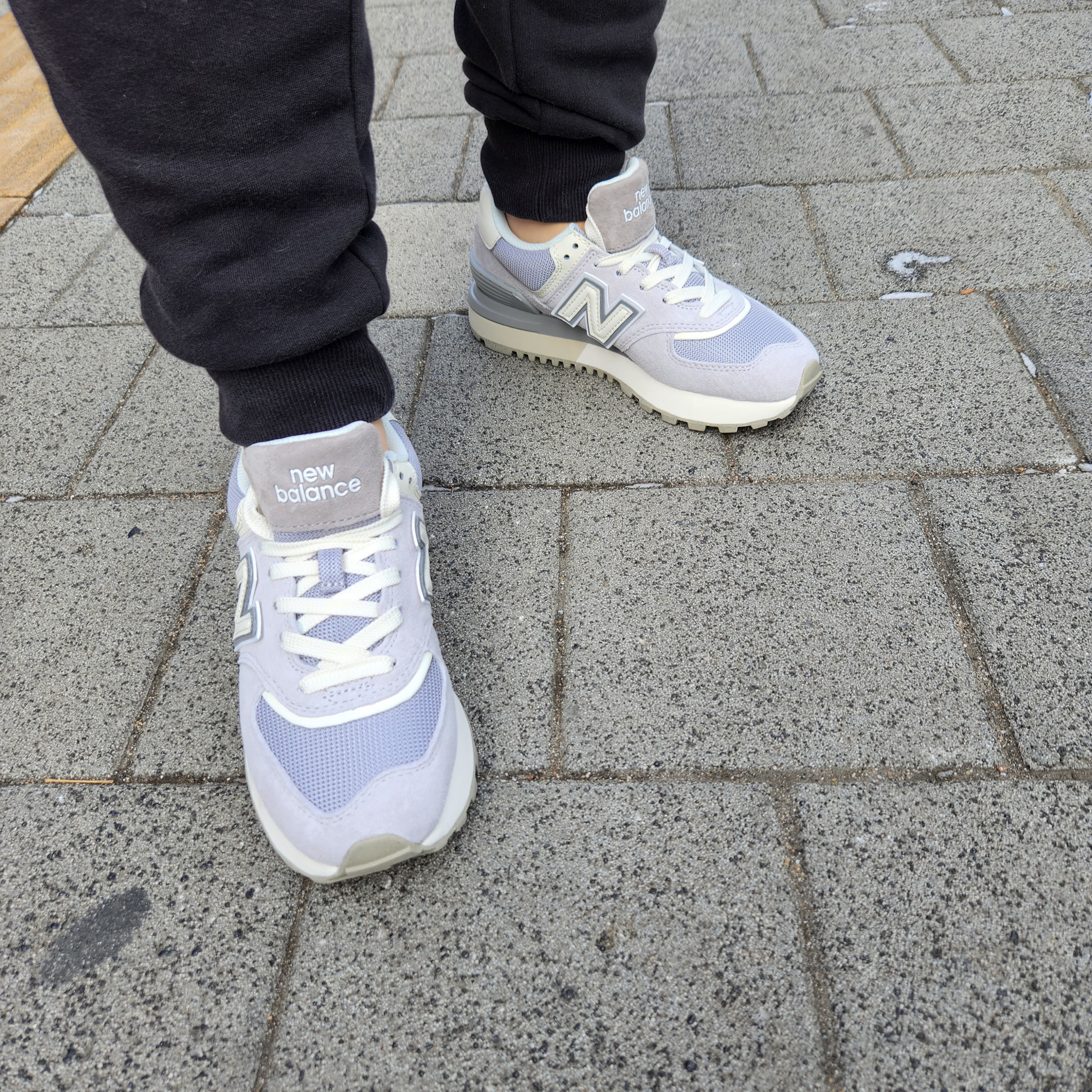 New Balance 574 Legacy Grey Sea Salt 착용 스타일