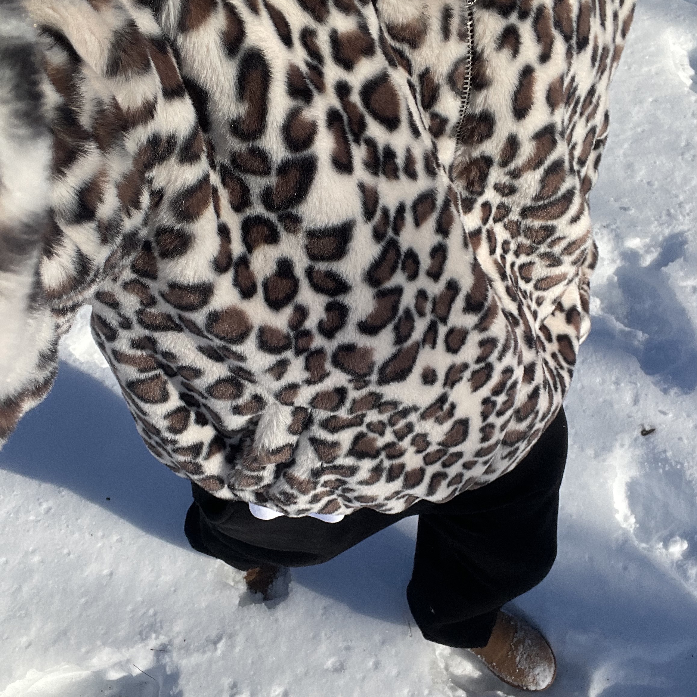 UGG Classic Mini Boots Chestnut 착용 스타일 - 1