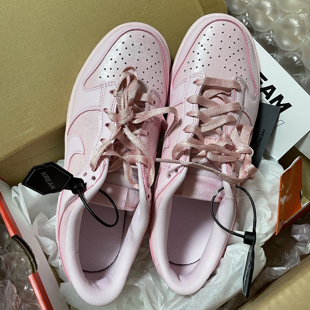 (GS) Nike Dunk Low SE Prism Pink 착용 스타일 - 2