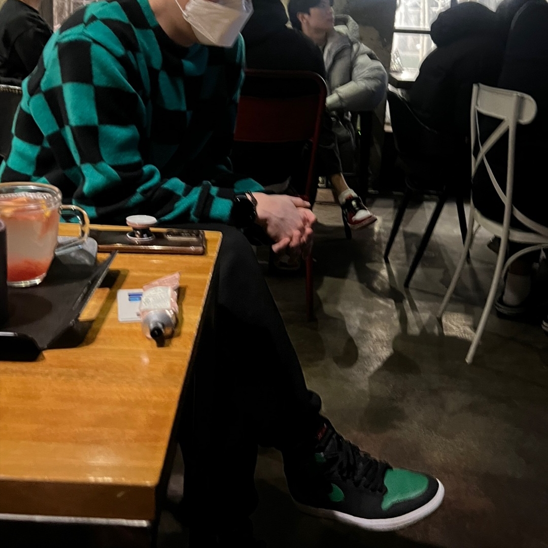 Jordan 1 Retro High OG Pine Green Black 착용 스타일