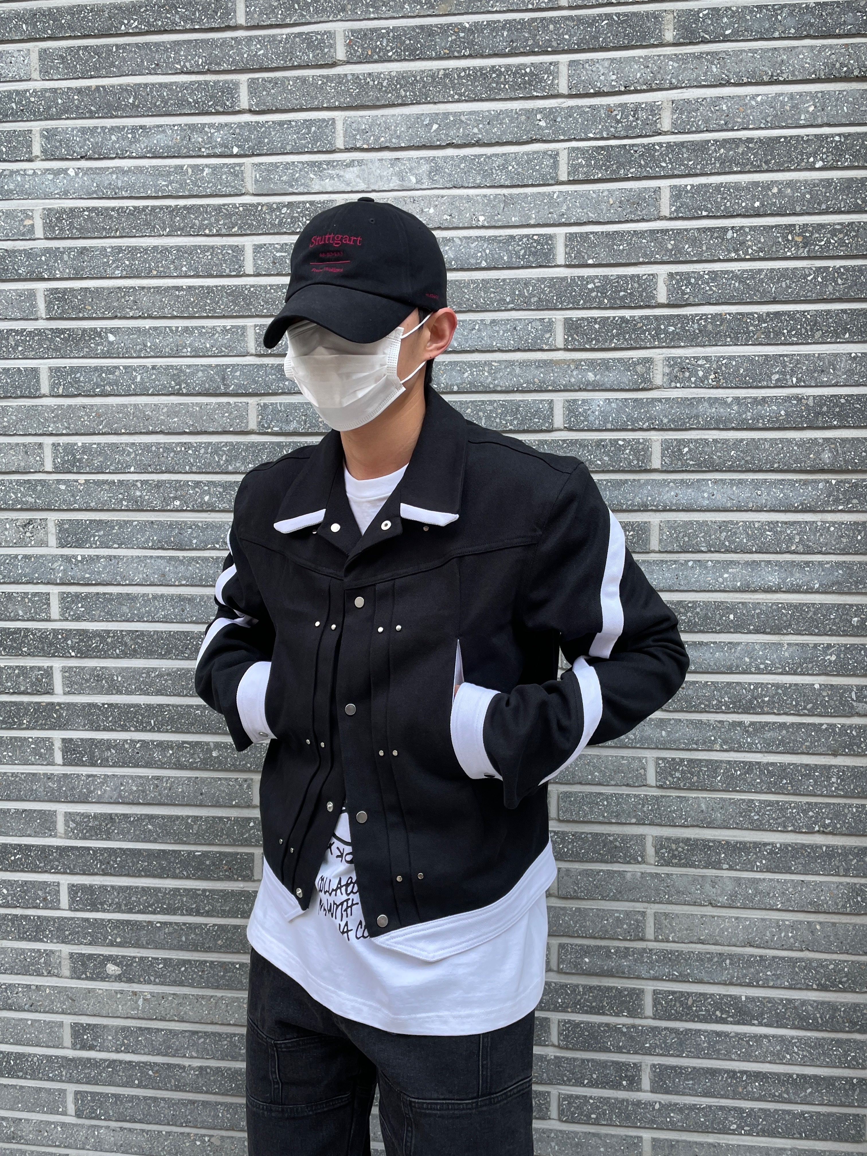 Balenciaga Defender Sneakers Black, Undermycar Stuttgart Vintage Washing Ball Cap Black Red - 22SS 착용 스타일 - 3