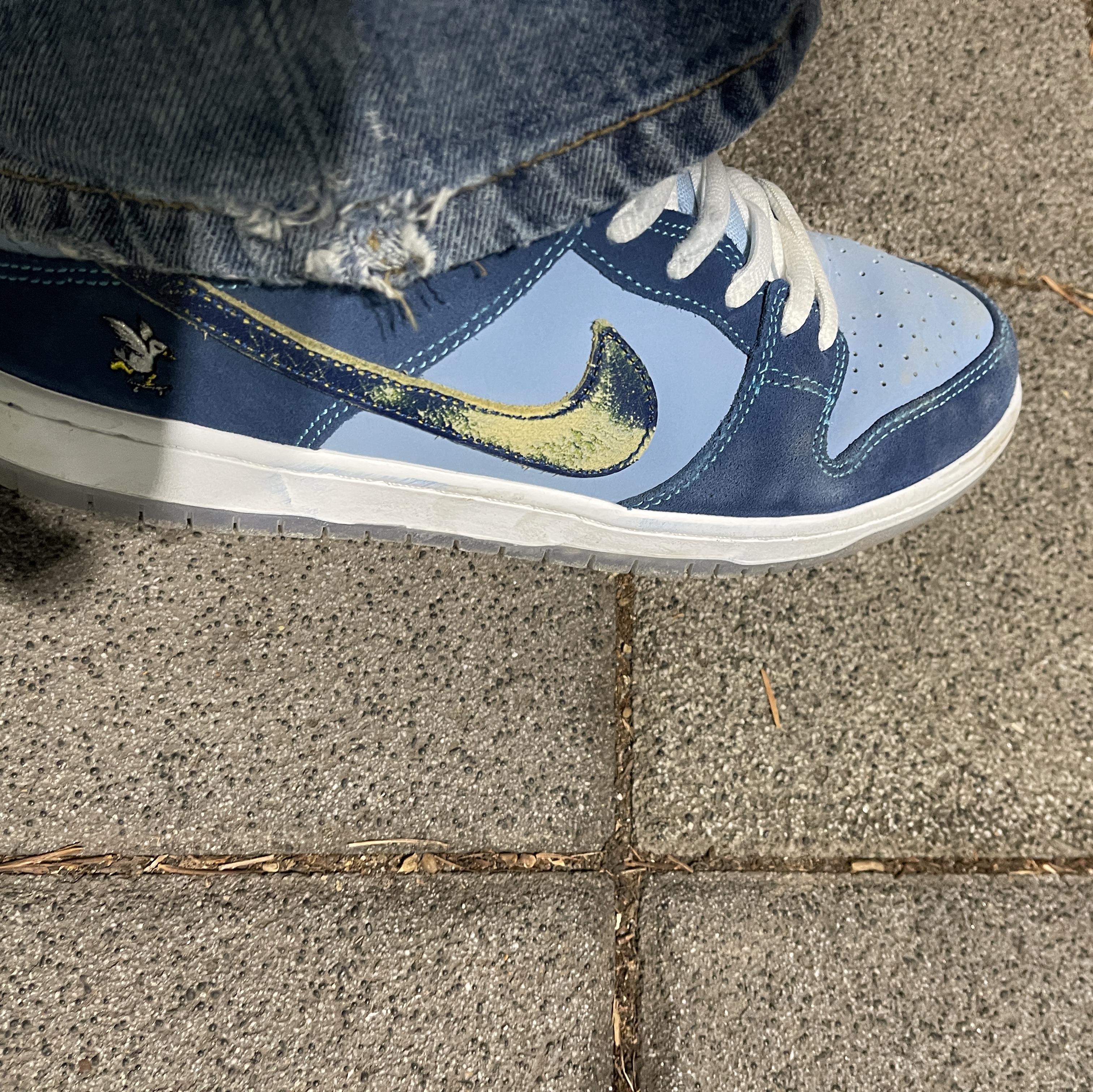 Nike x Why So Sad? SB Dunk Low Pro Coastal Blue 착용 스타일 - 1