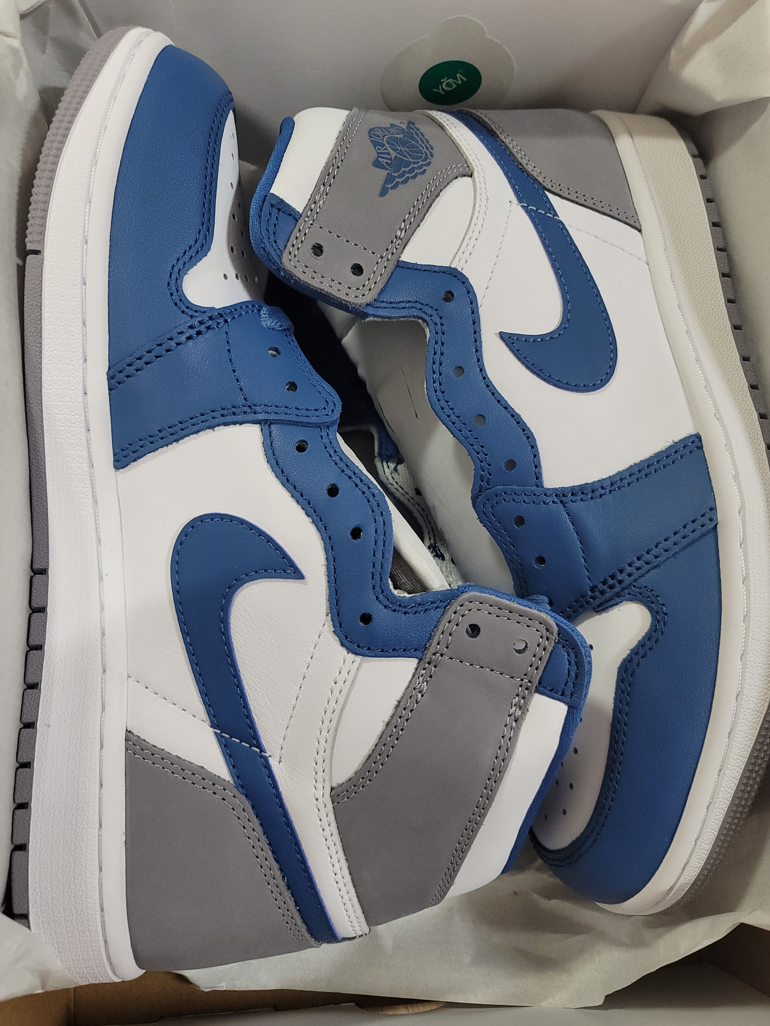 Jordan 1 Retro High OG True Blue 착용 스타일