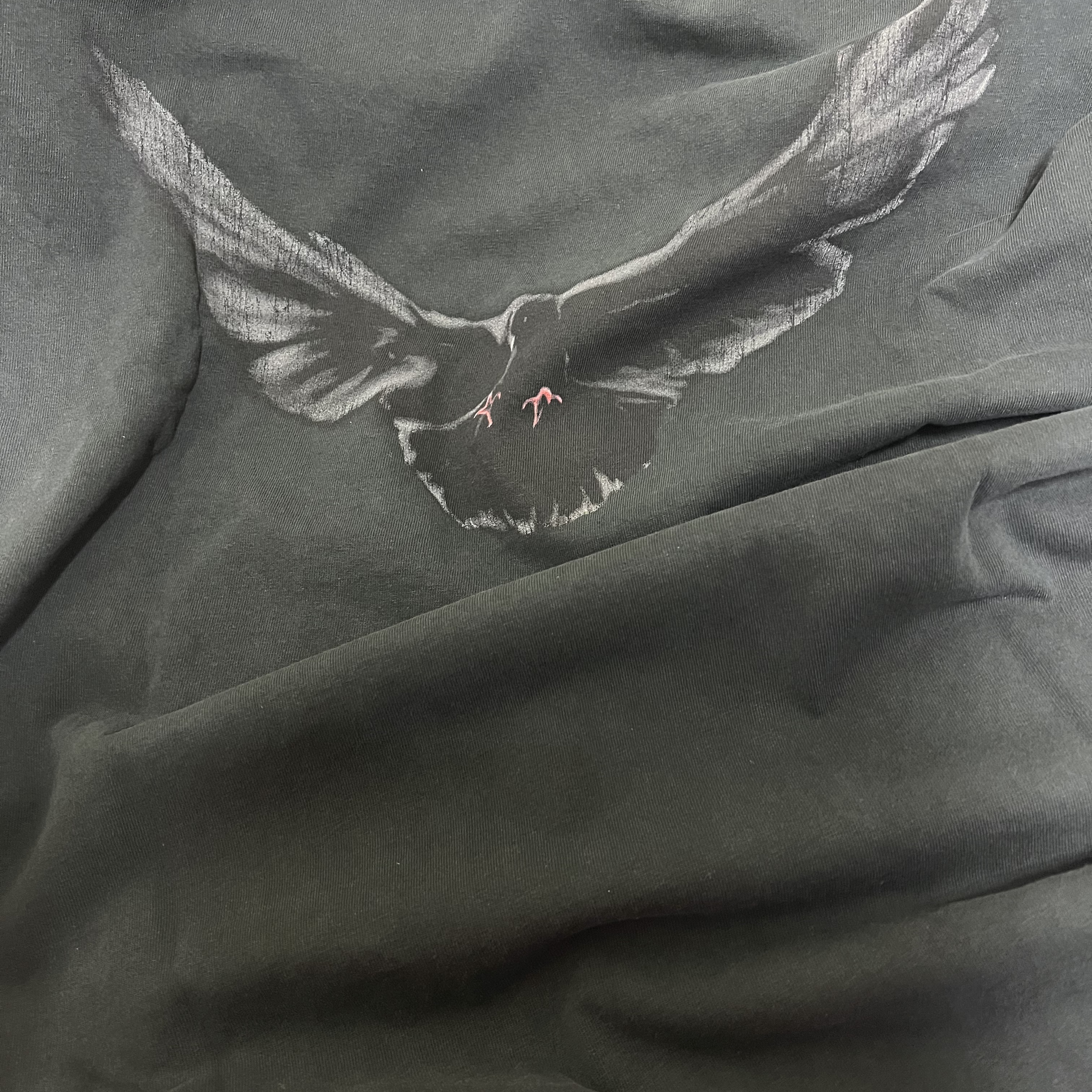 Yeezy Gap Engineered By Balenciaga Dove Long Sleeve T-Shirt Washed Black 착용 스타일 - 2