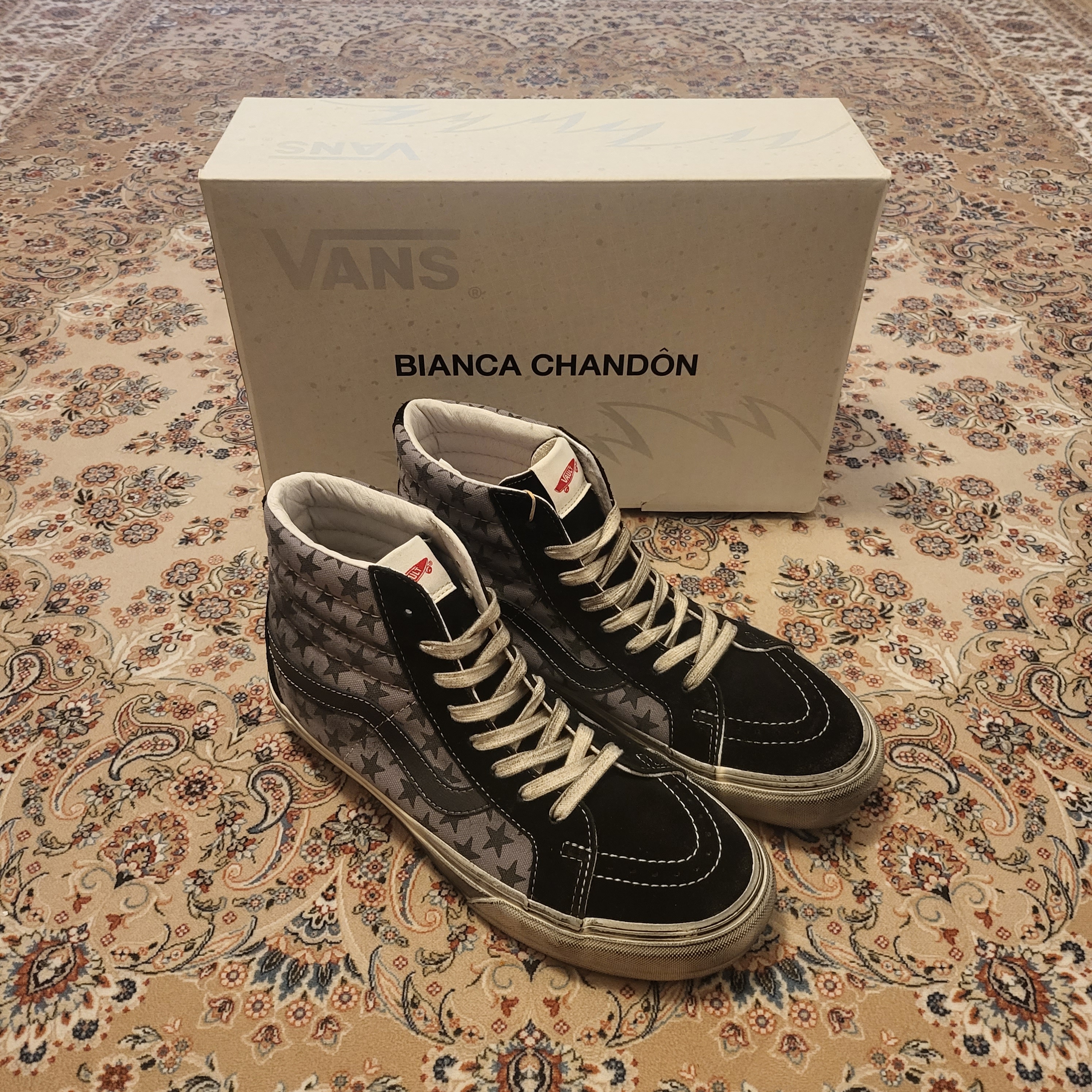 Vans Vault x Bianca Chandon Sk8-Hi Reissue LX Stressed Black Gray 착용 스타일
