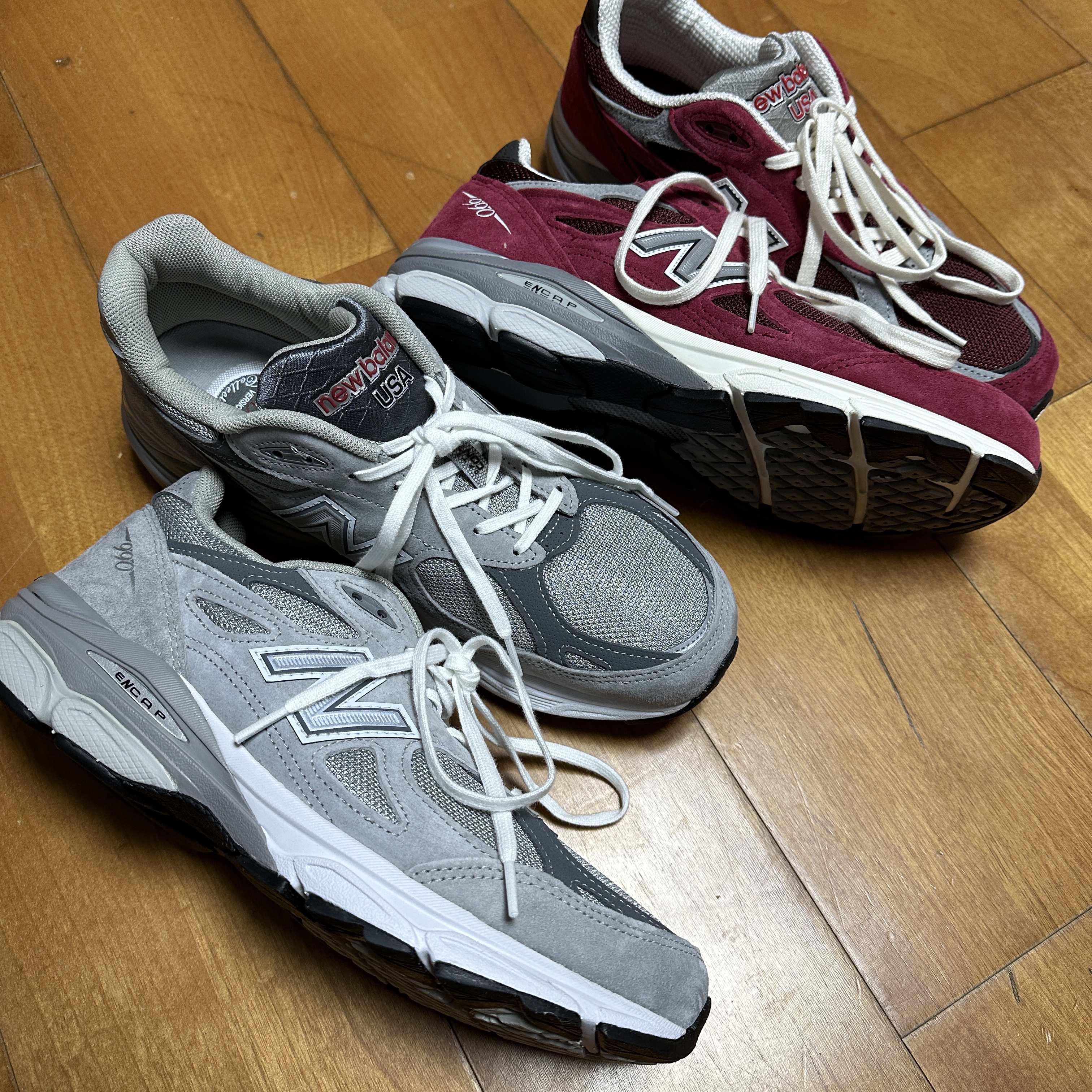 New Balance 990v3 Made in USA Grey - D Standard, New Balance 990v3 Made in USA Scarlet Marblehead 착용 스타일