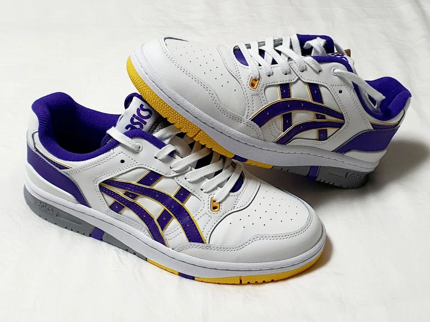 Asics EX89 White Gentry Purple 착용 스타일 - 4