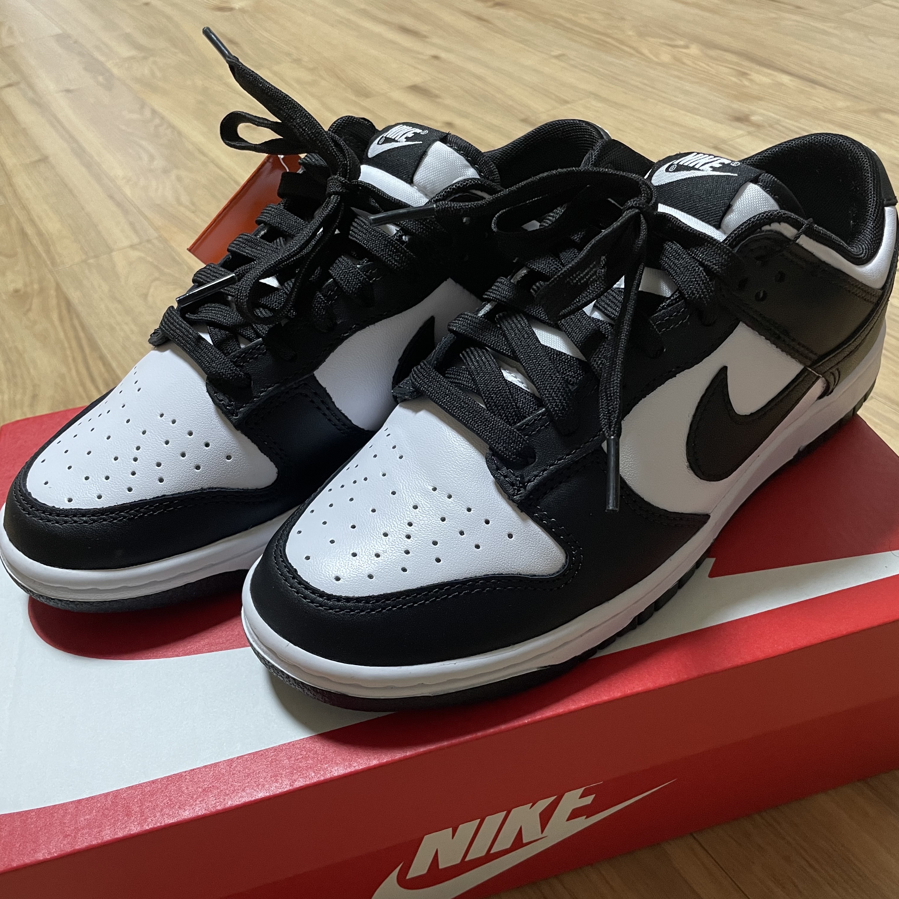 Nike Dunk Low Retro Black 착용 스타일 - 1