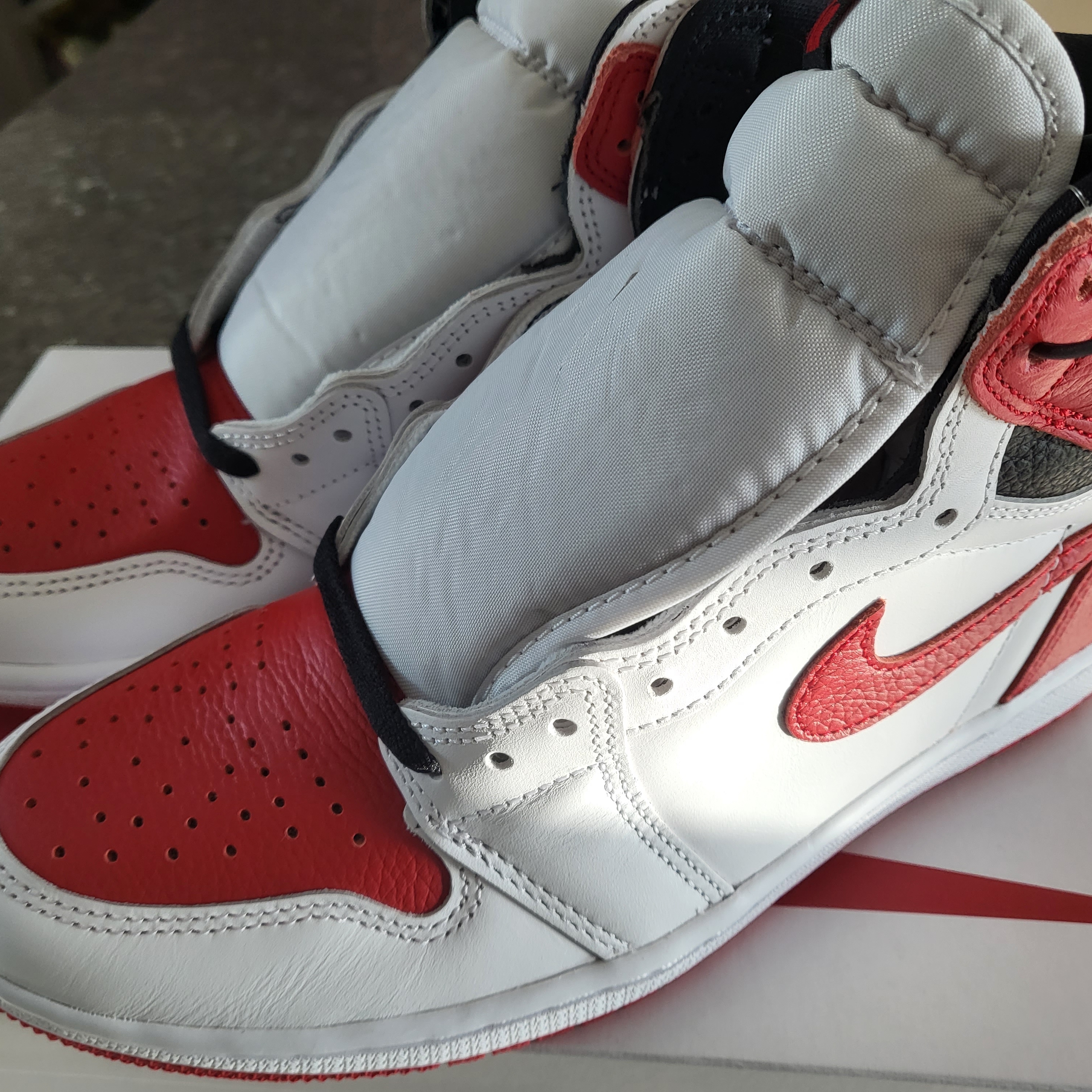 Jordan 1 Retro High OG Heritage 착용 스타일