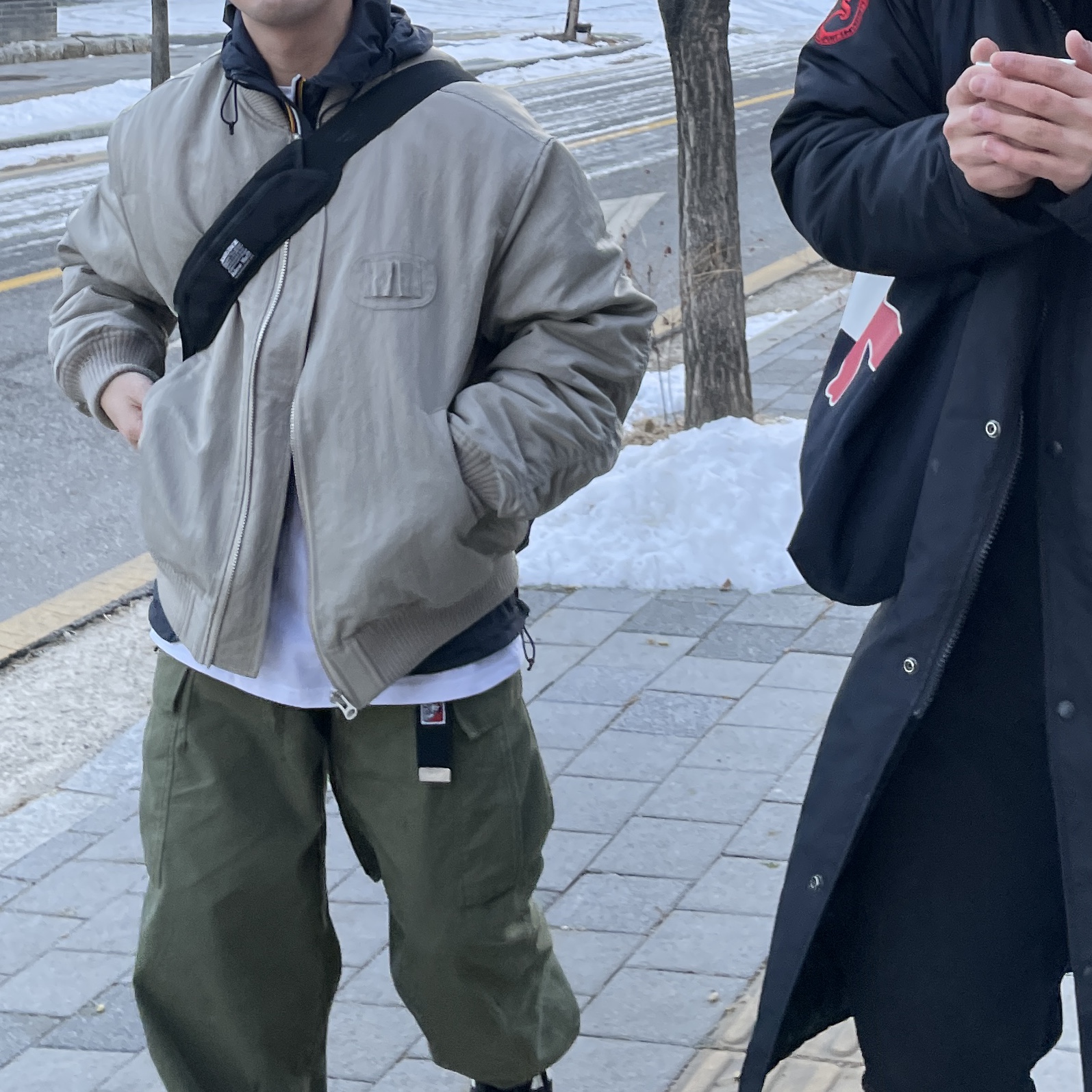 Dada Bomber Jacket Grey 착용 스타일 - 1