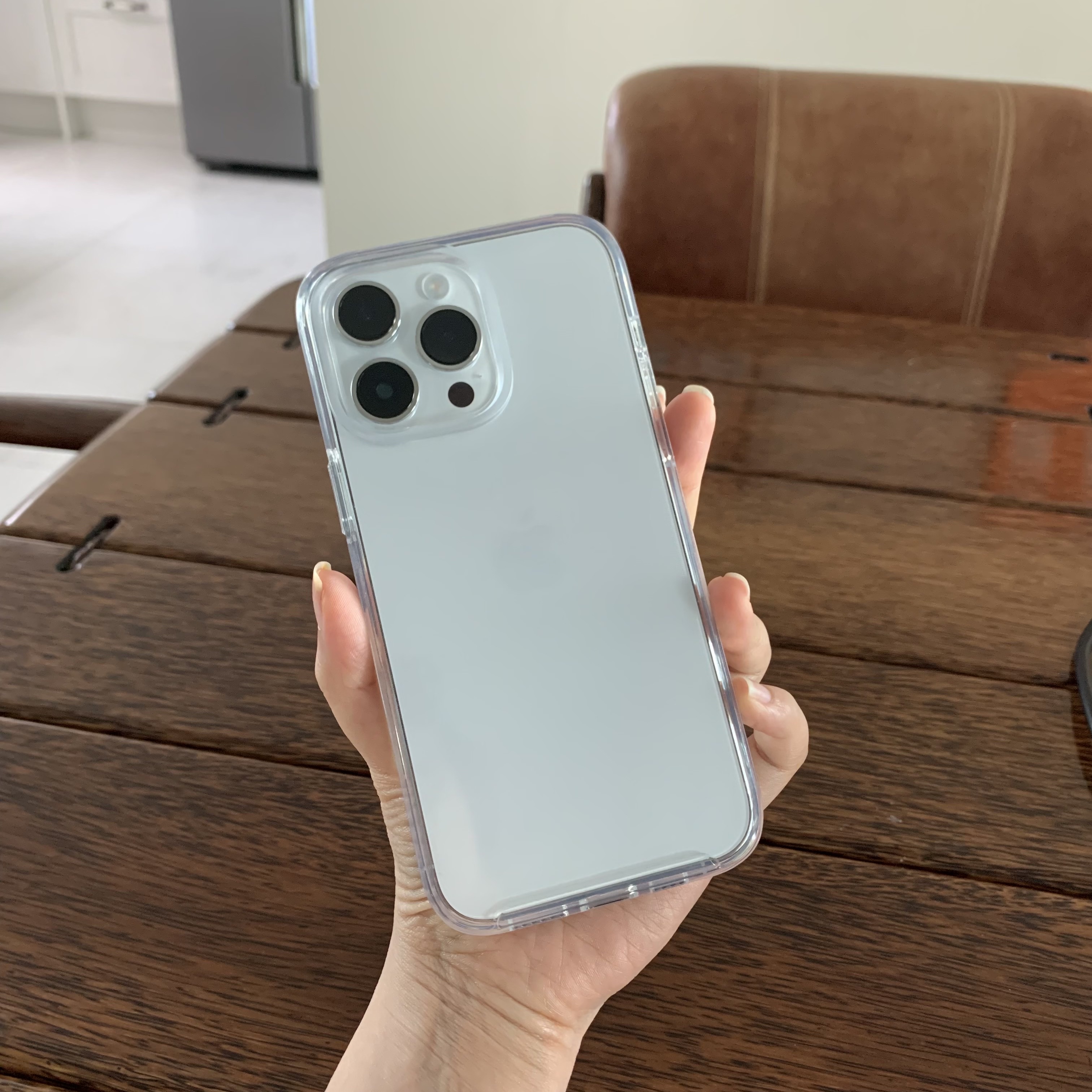 Apple iPhone 14 Pro Max 256GB Silver (Korean Ver.) 착용 스타일
