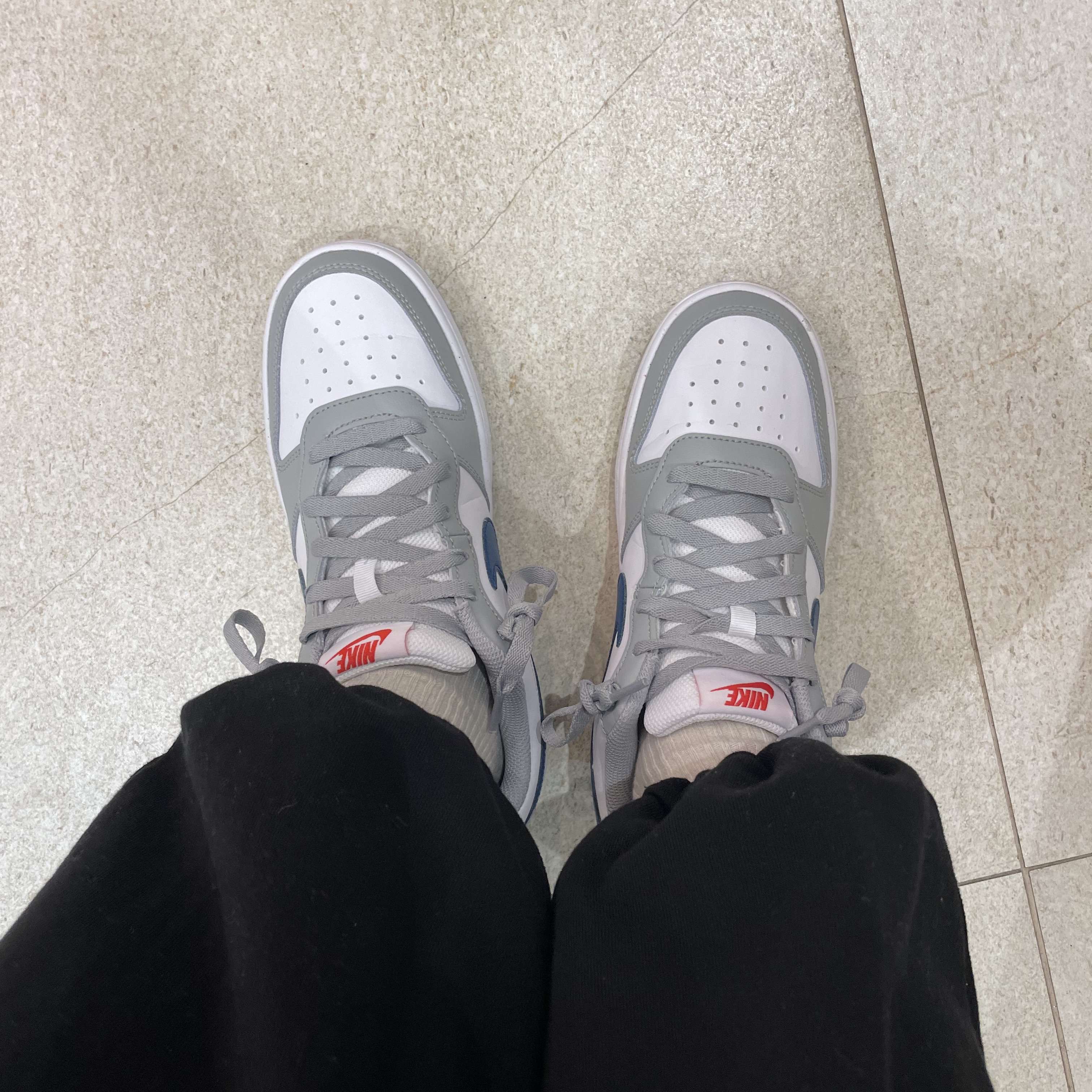 (GS) Nike Court Borough Low 2 Light Smoke Grey 착용 스타일