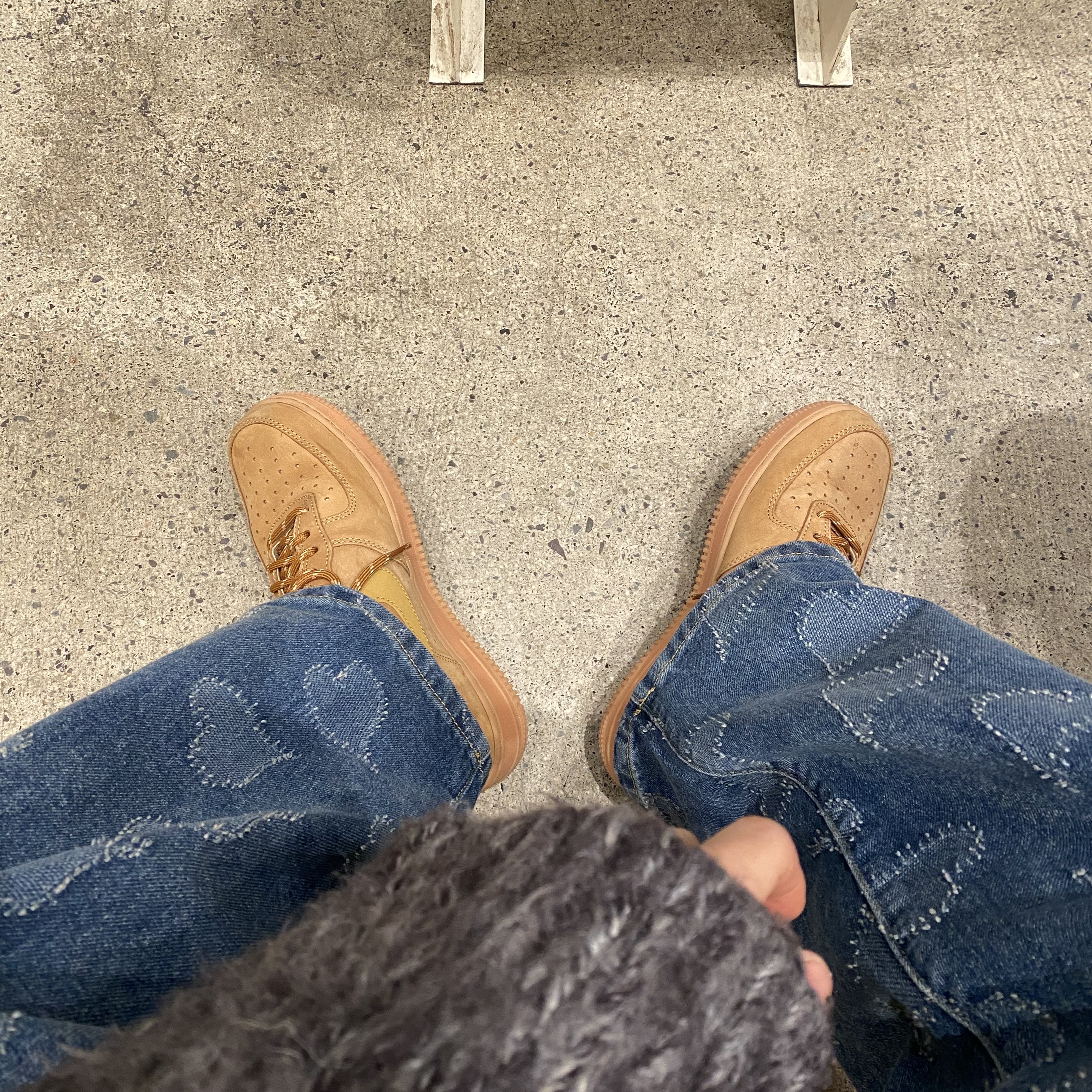 Nike Air Force 1 '07 WB Flax 착용 스타일