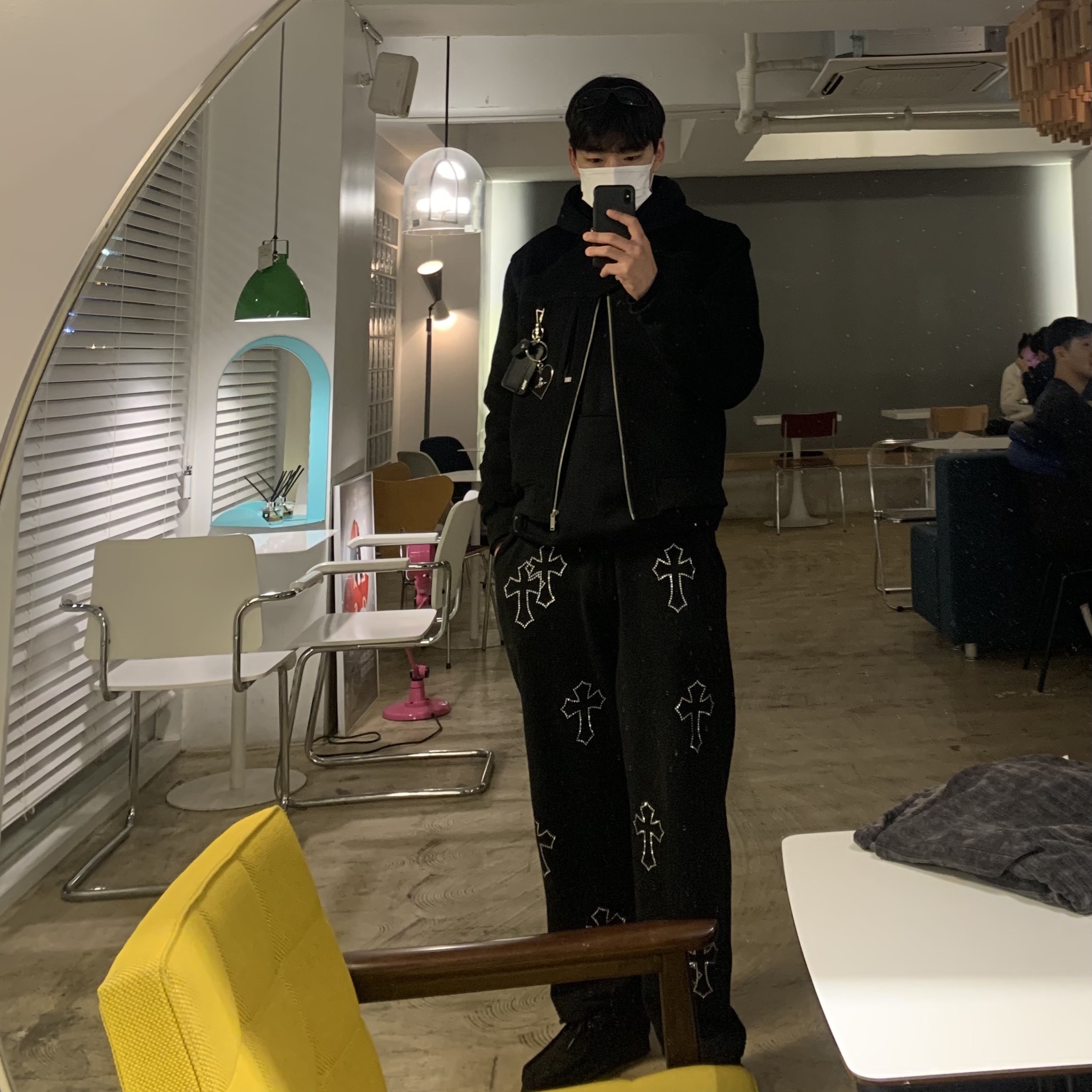 Undermycar Gaudin Alpaca Shoulder Wool Blouson Moonless Night - 22SS, Clarks Wallabee Black Suede 착용 스타일