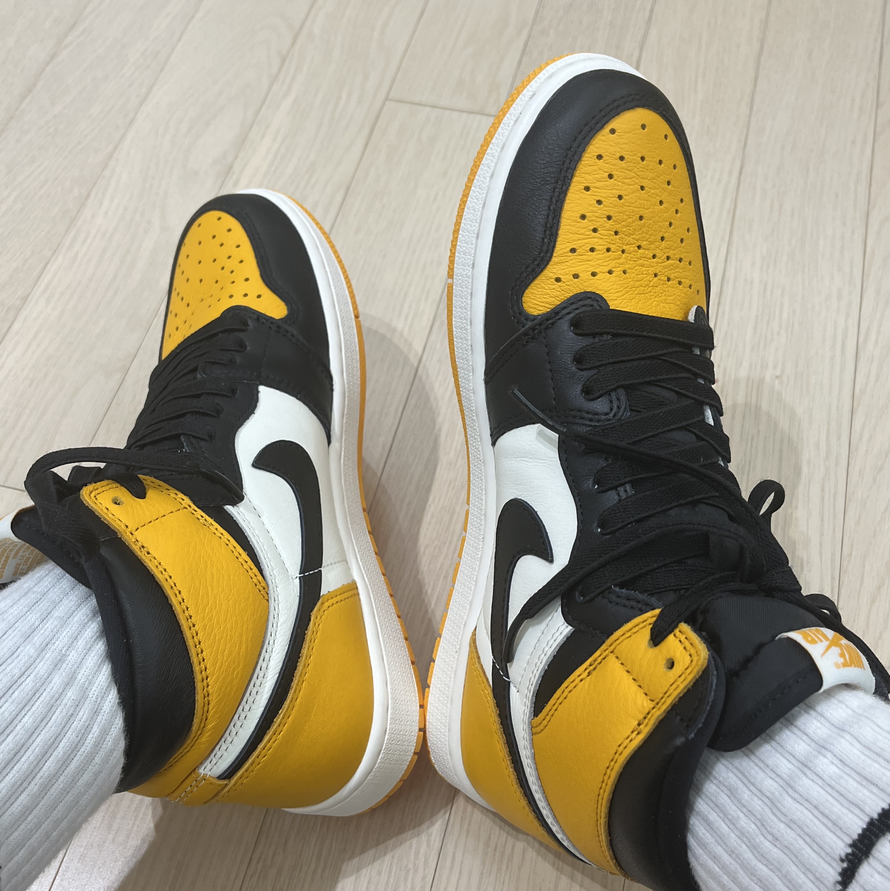 Jordan 1 Retro High OG Taxi 착용 스타일 - 3