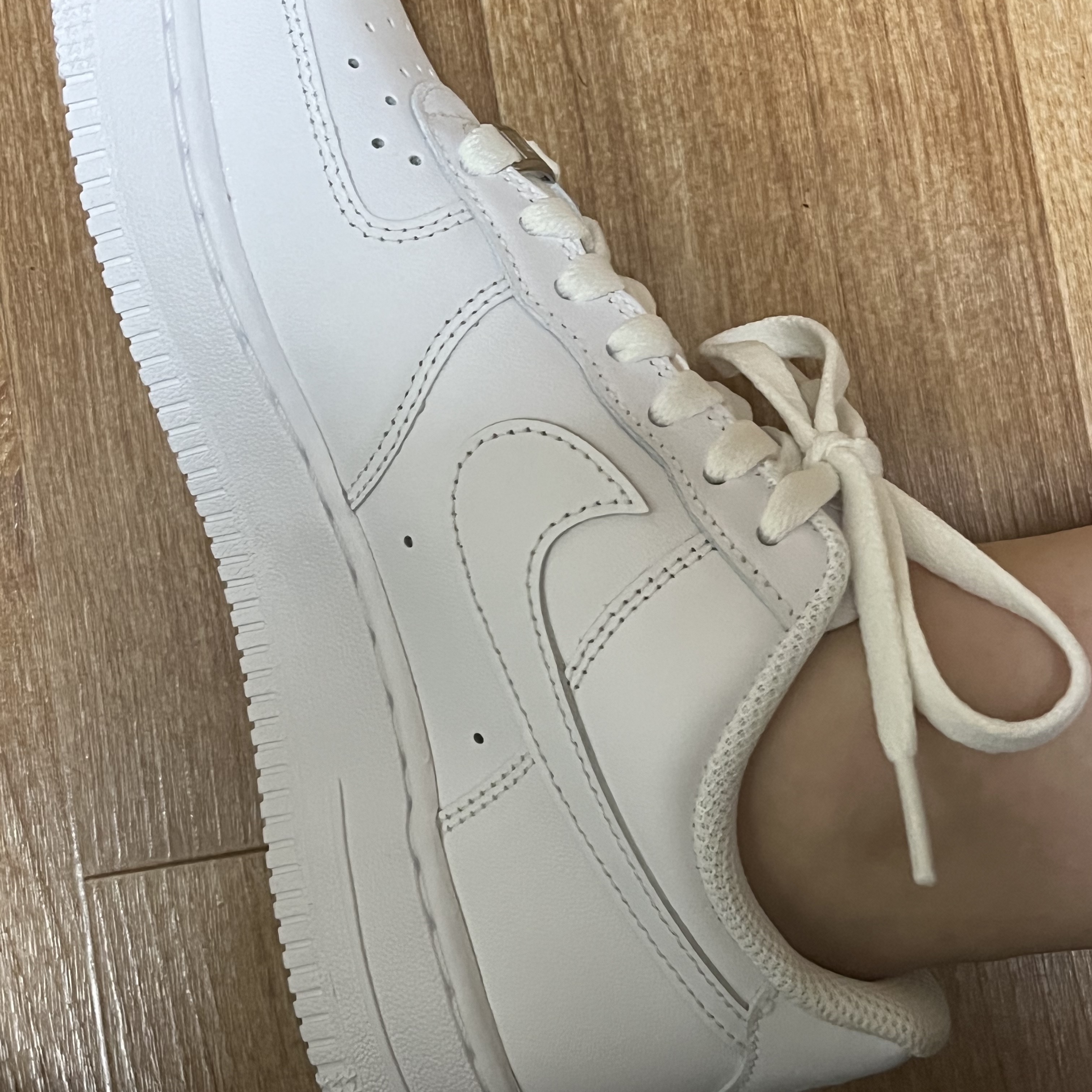 (W) Nike Air Force 1 '07 Low White 착용 스타일