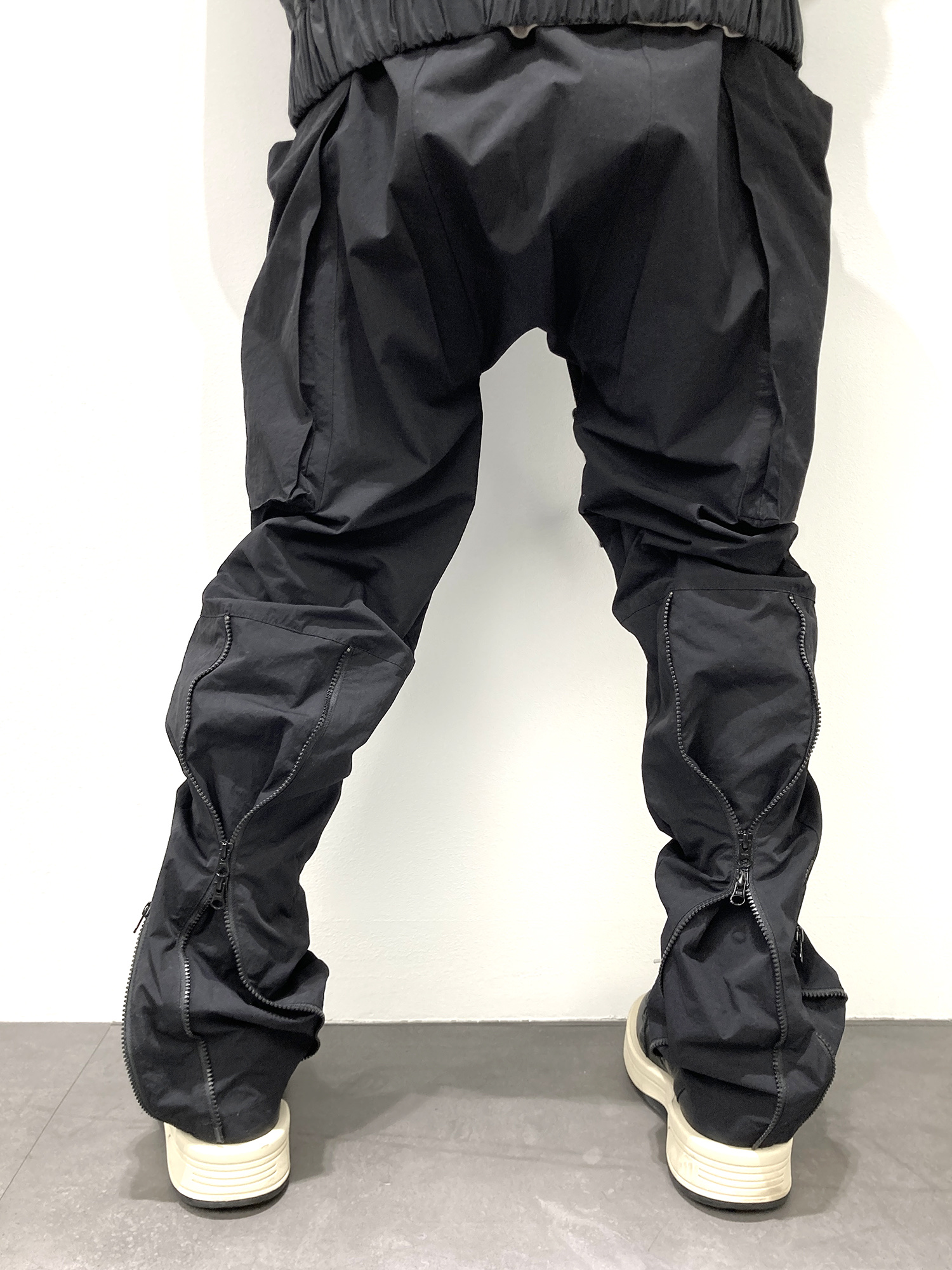 Converse x Drkshdw Turbowpn Black Cream 착용 스타일 - 3
